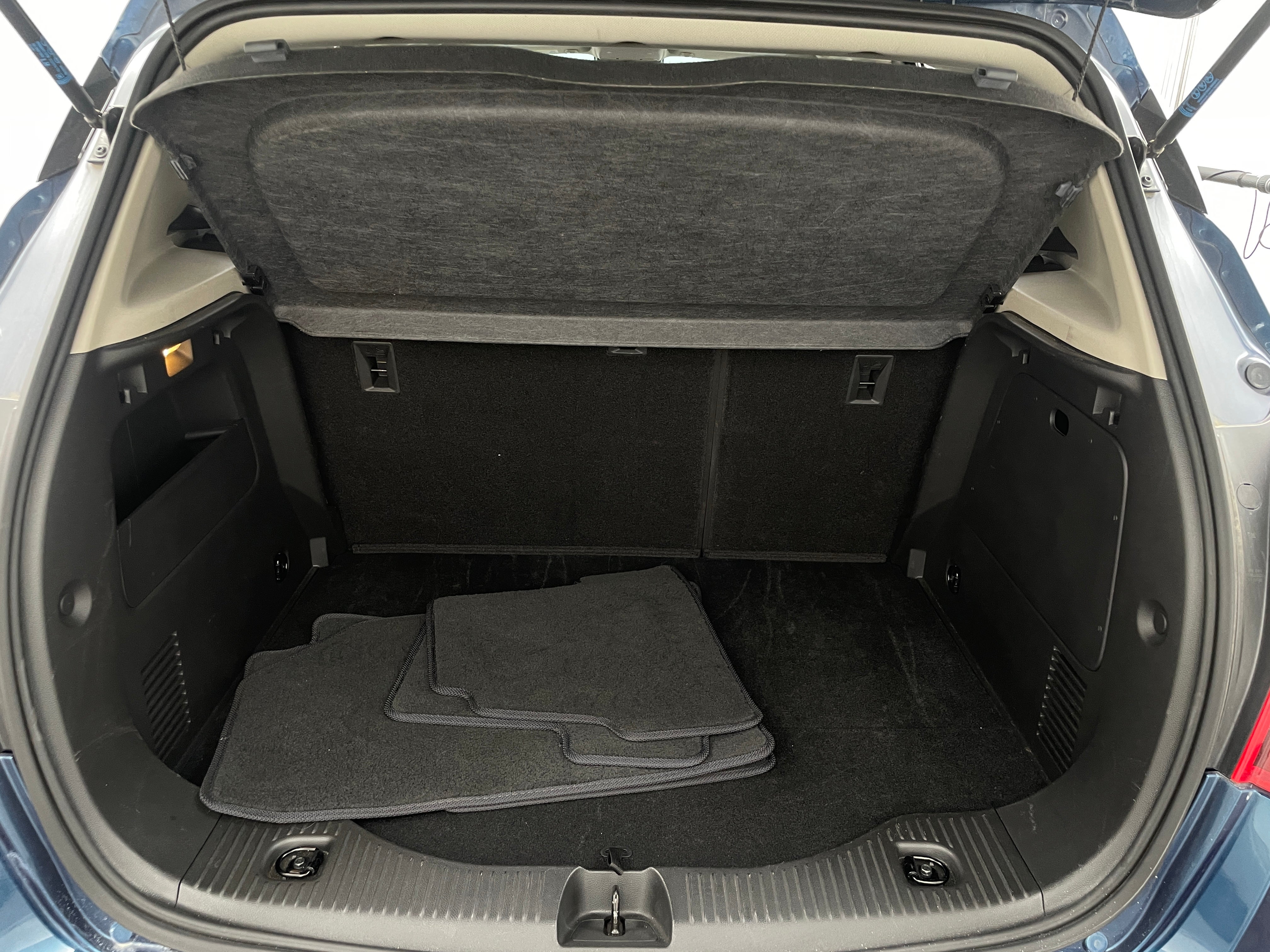 Thumbnail: 2020 Buick Encore - 7