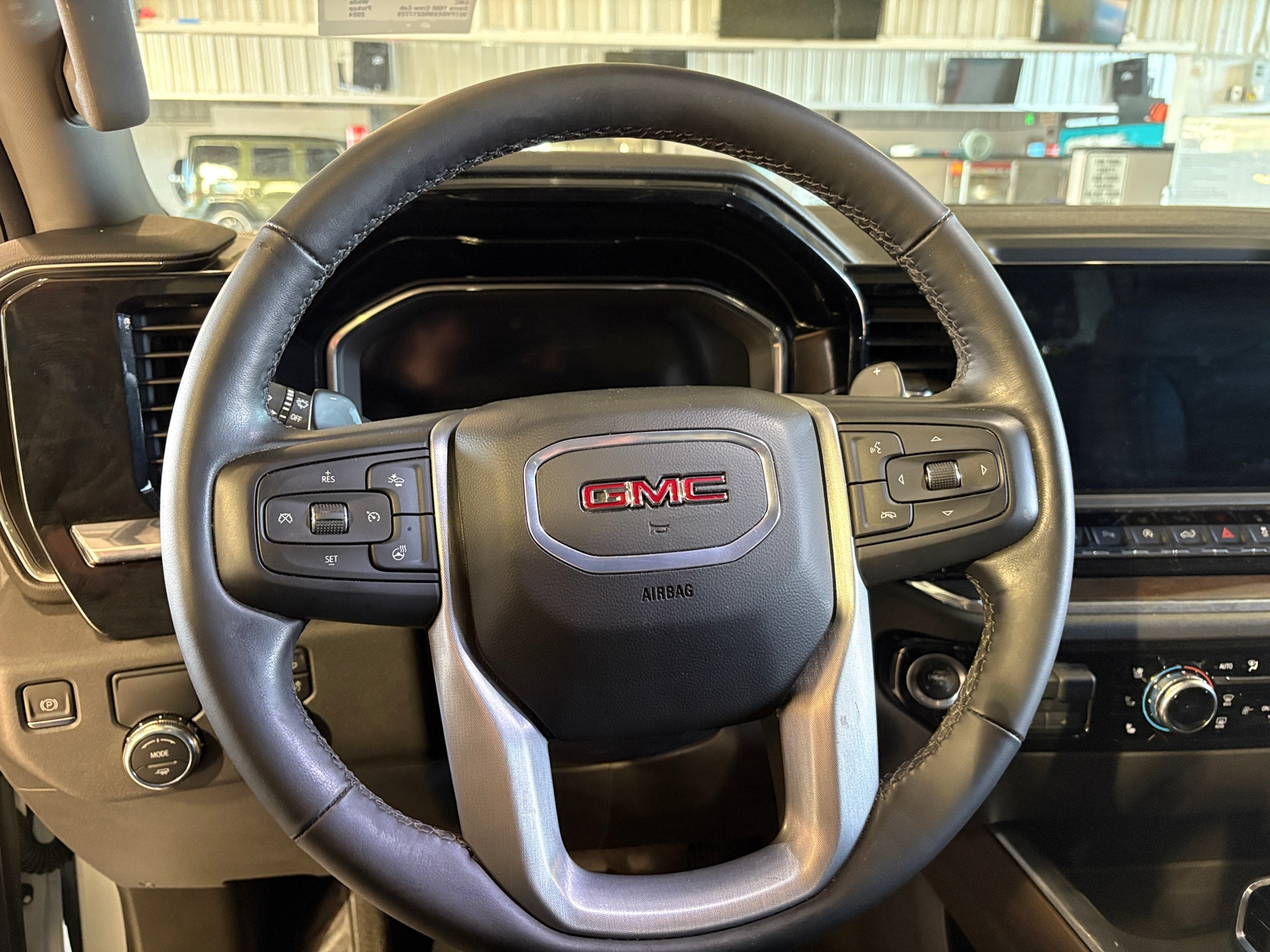 Thumbnail: 2024 GMC Sierra 1500 - 4
