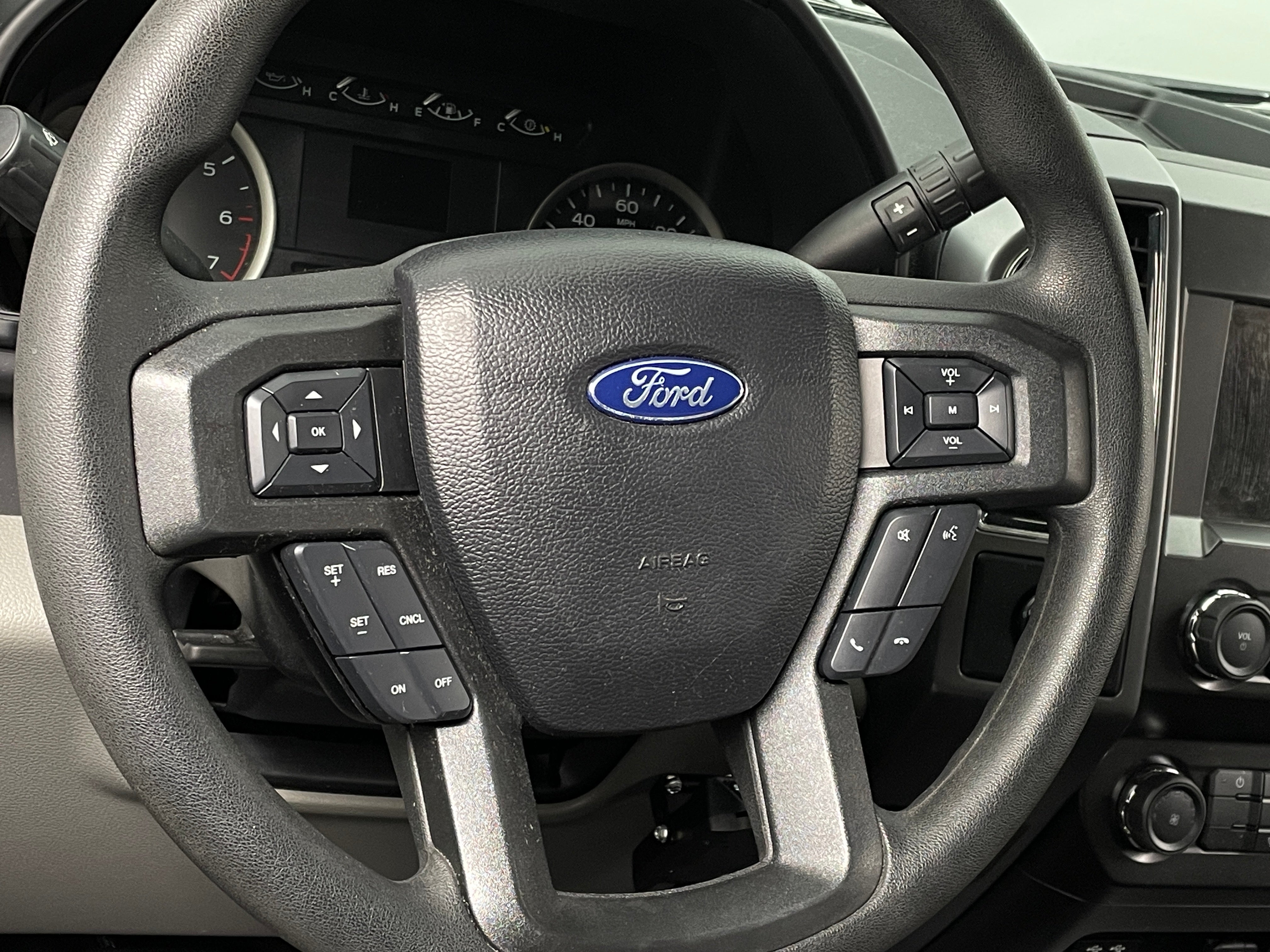 Thumbnail: 2020 Ford Econoline - 5