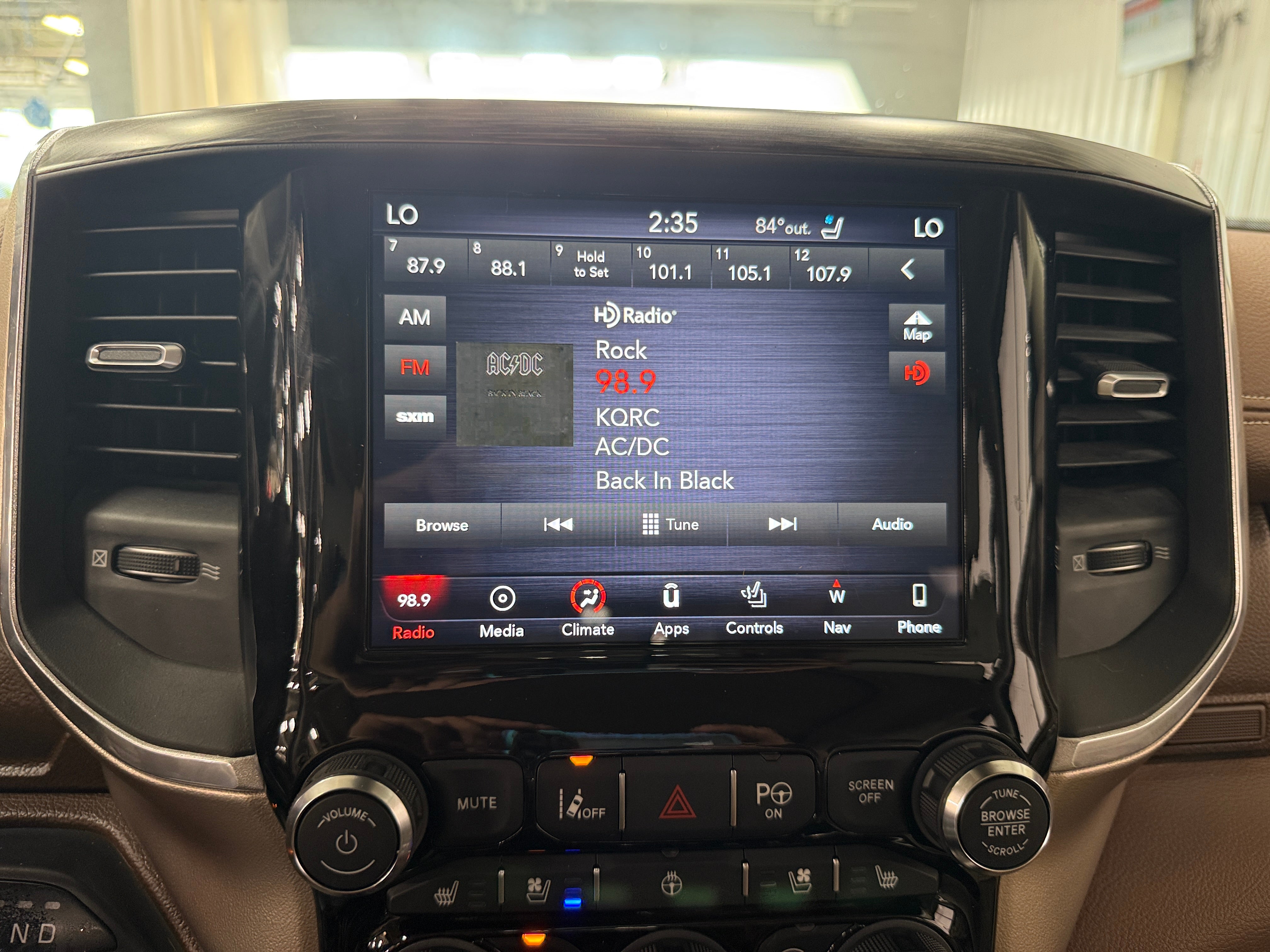 Thumbnail: 2019 RAM 1500 - 3