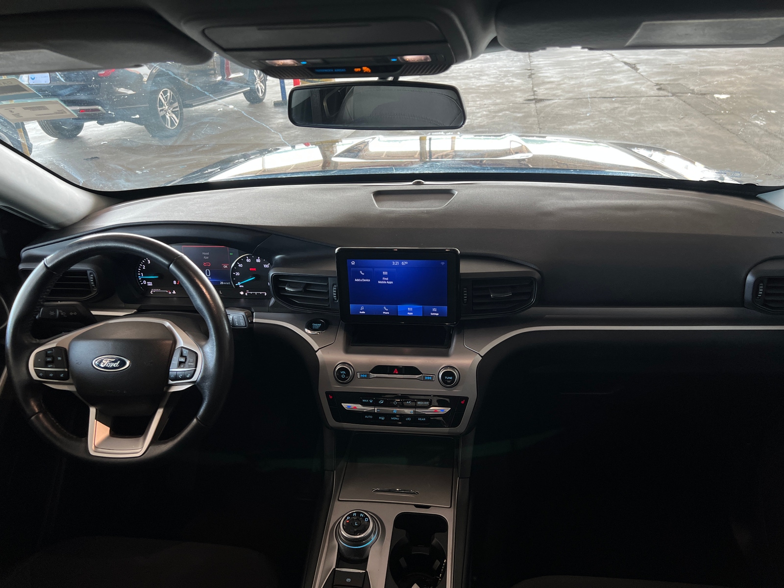 Thumbnail: 2022 Ford Explorer - 3