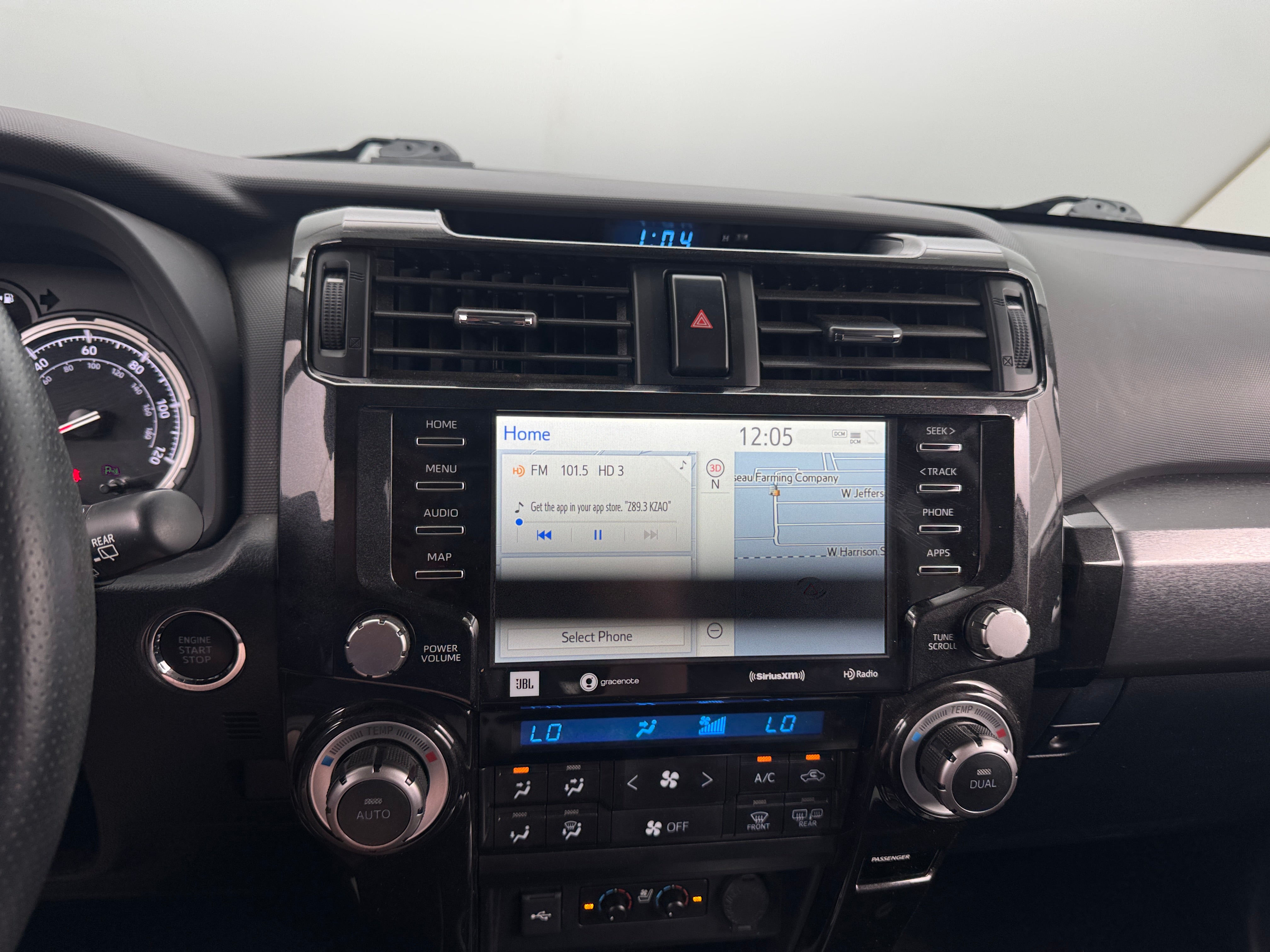Thumbnail: 2020 Toyota 4Runner - 3