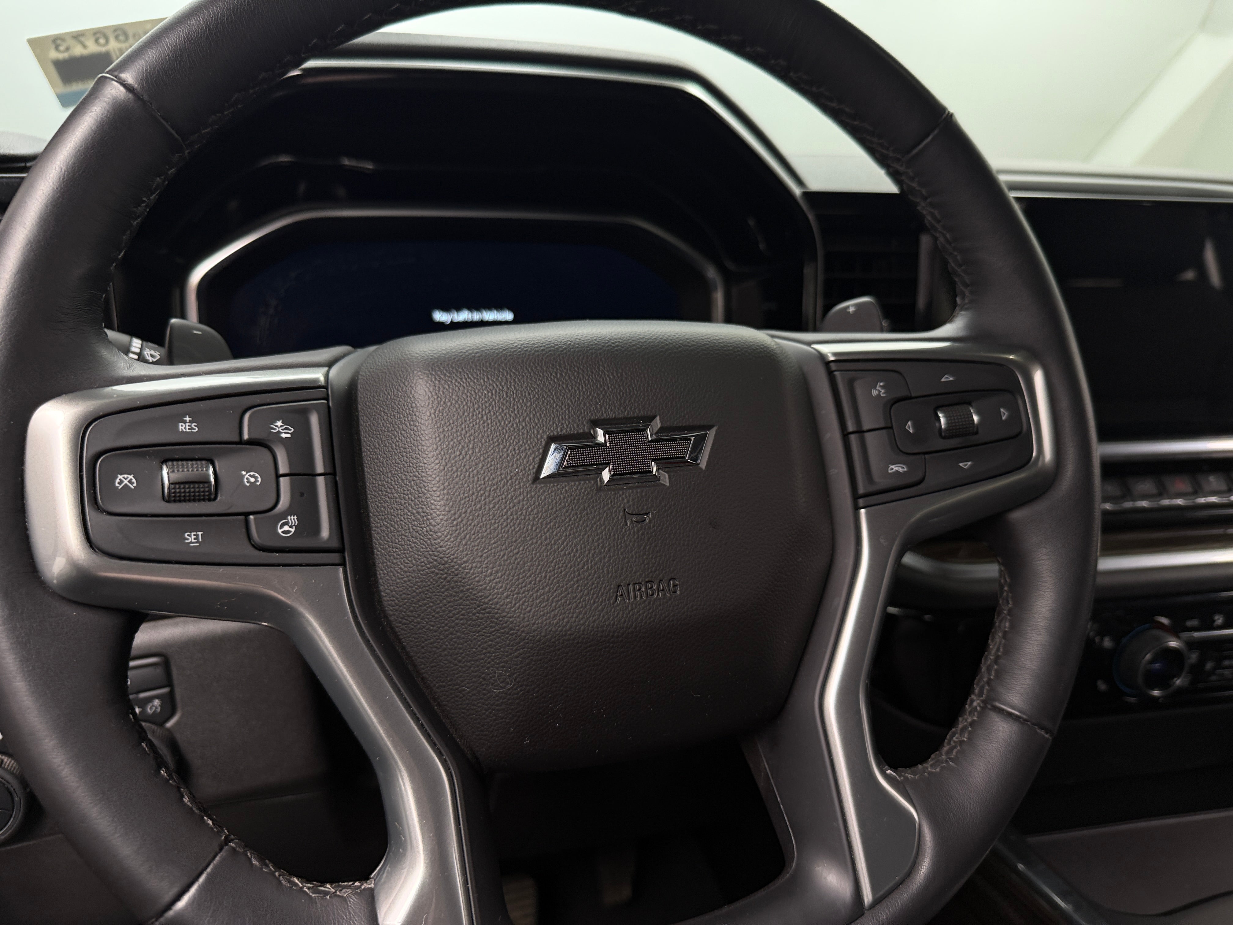 Thumbnail: 2023 Chevrolet Silverado 1500 - 5