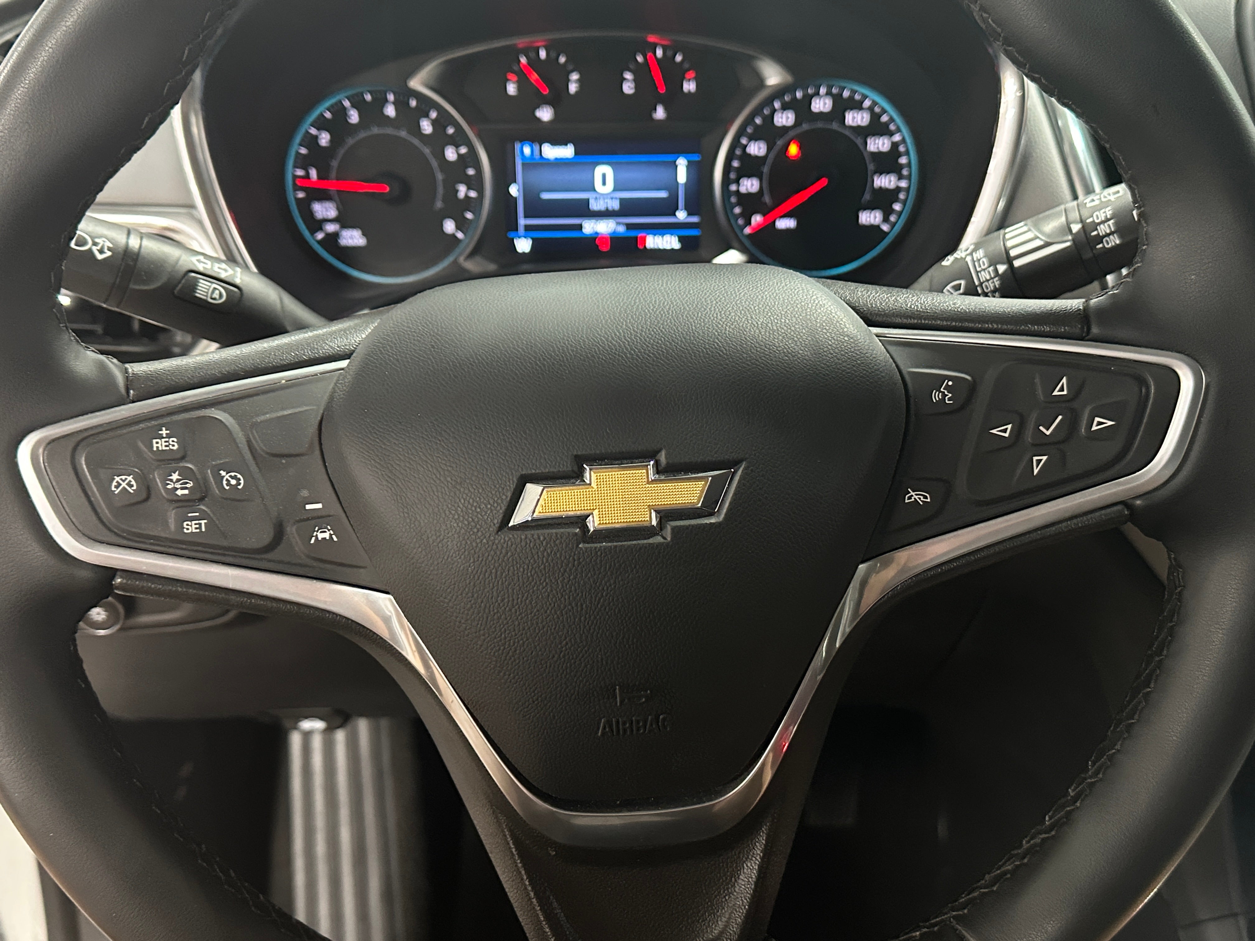 Thumbnail: 2023 Chevrolet Equinox - 5