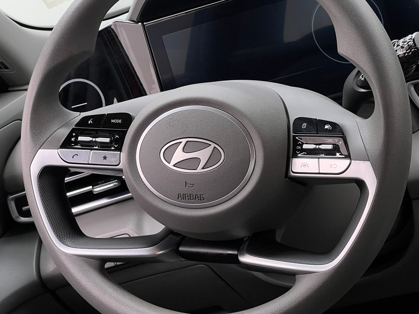 Thumbnail: 2024 Hyundai Elantra - 5