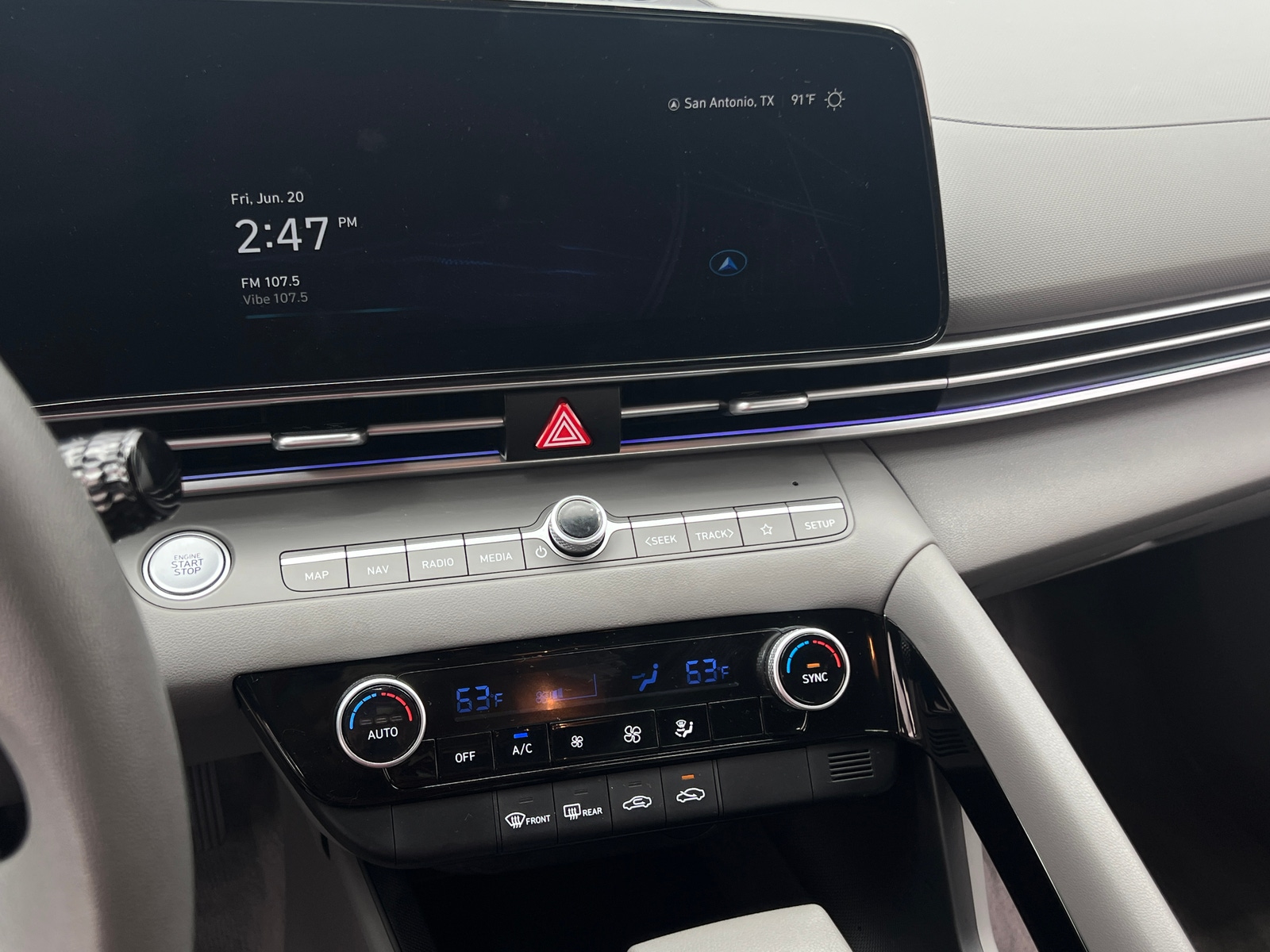 Thumbnail: 2024 Hyundai Elantra - 4