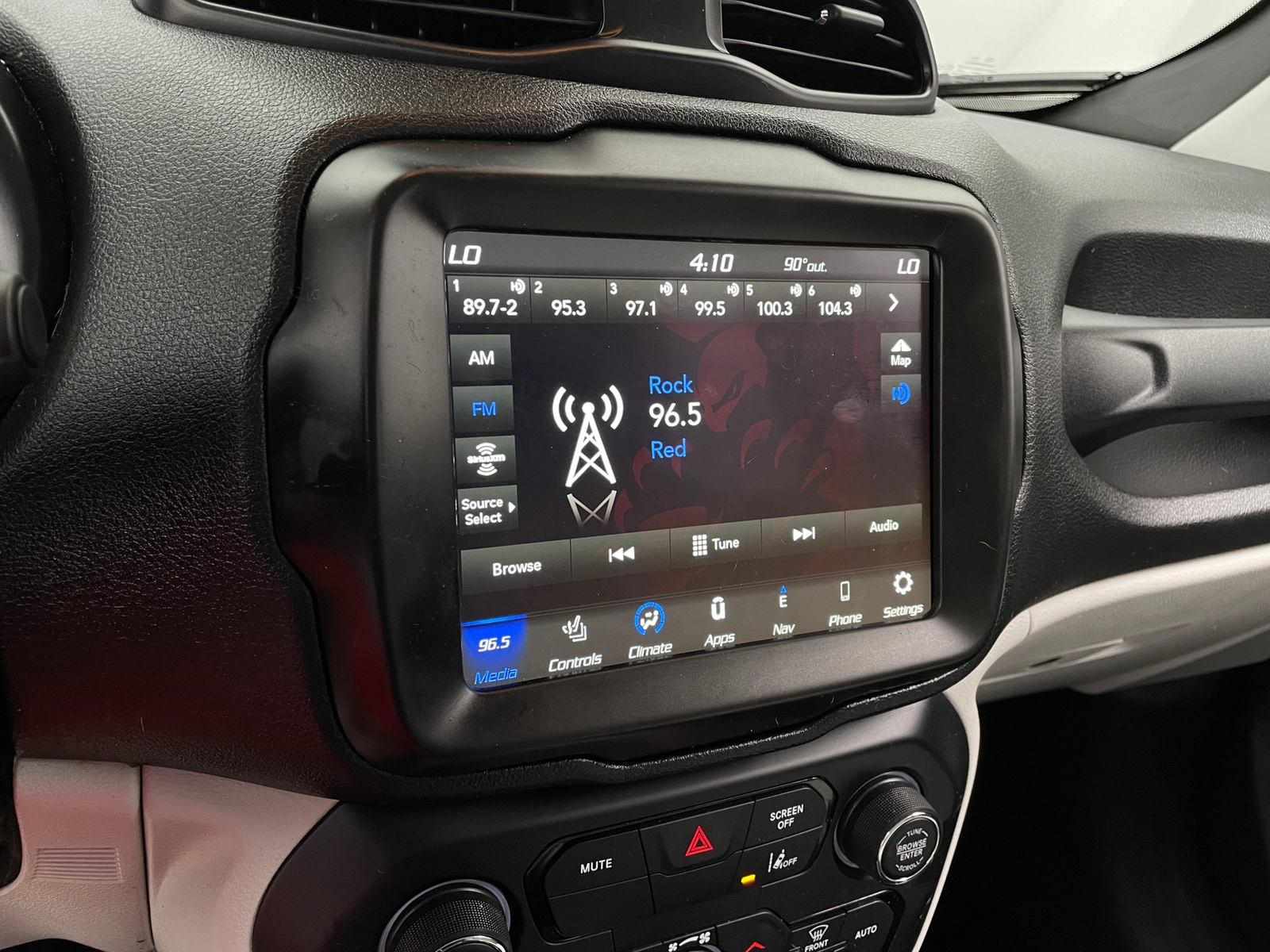 Thumbnail: 2022 Jeep Renegade - 3