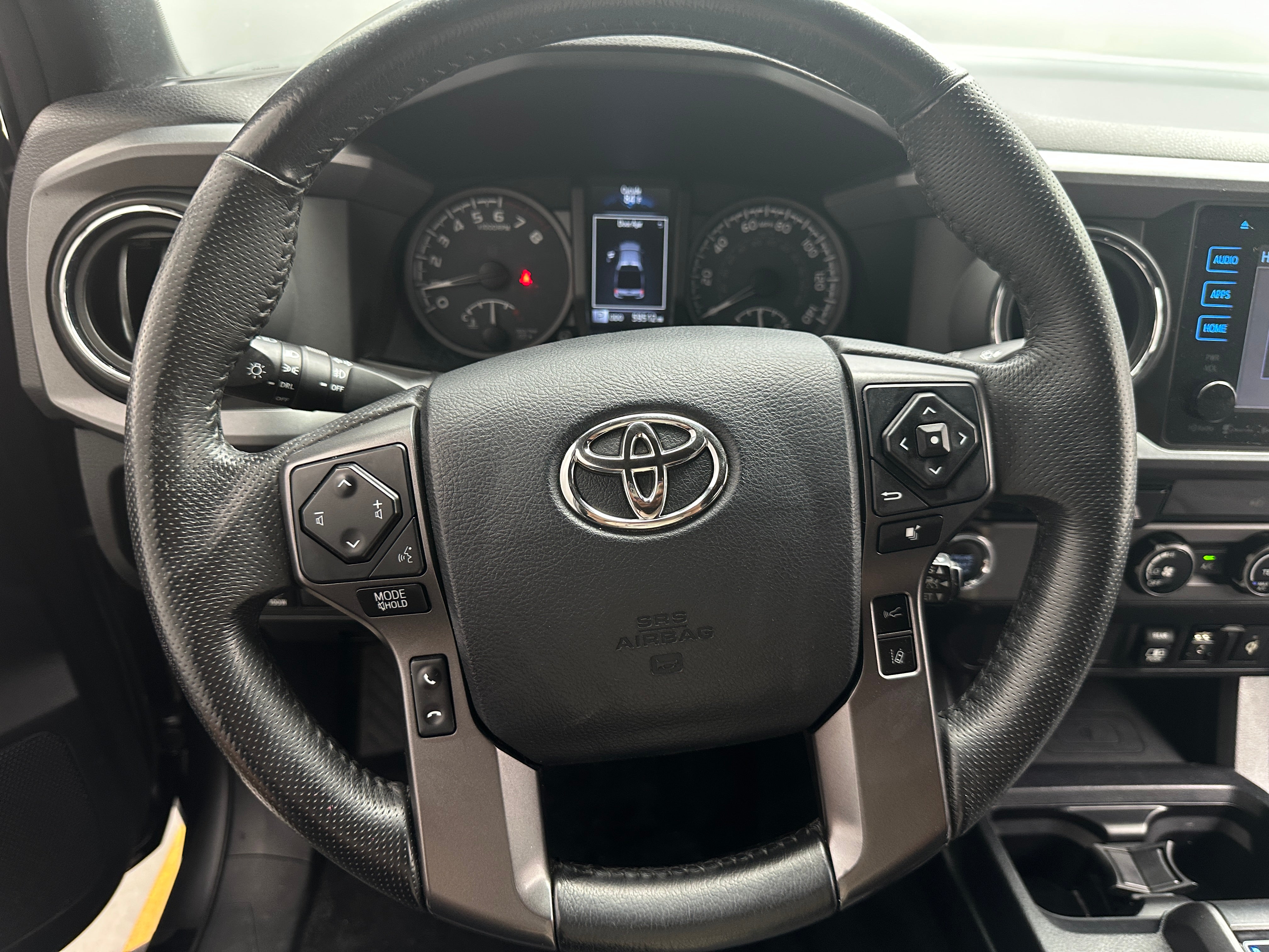 Thumbnail: 2018 Toyota Tacoma - 5