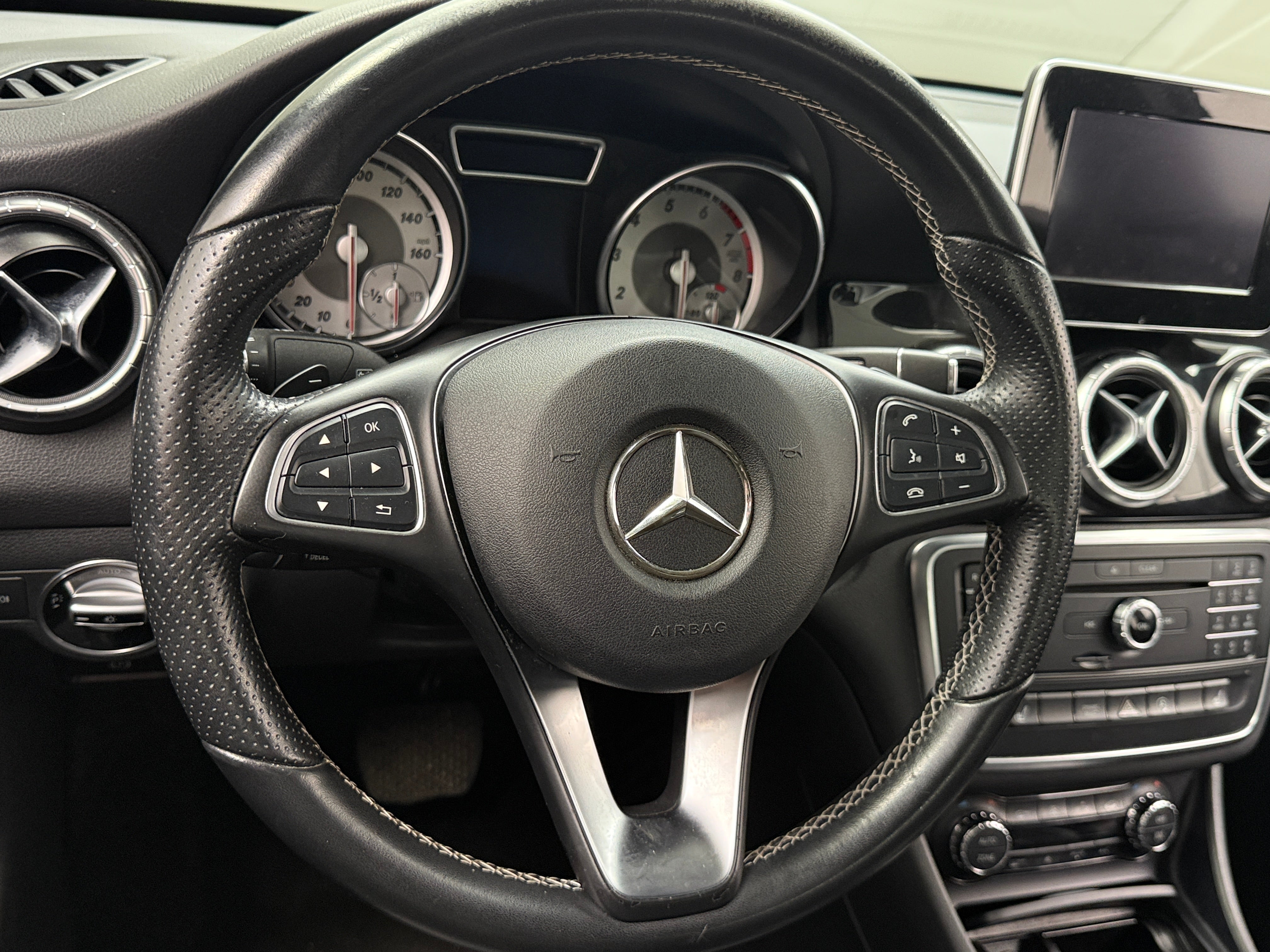 Thumbnail: 2016 Mercedes-Benz CLA - 4