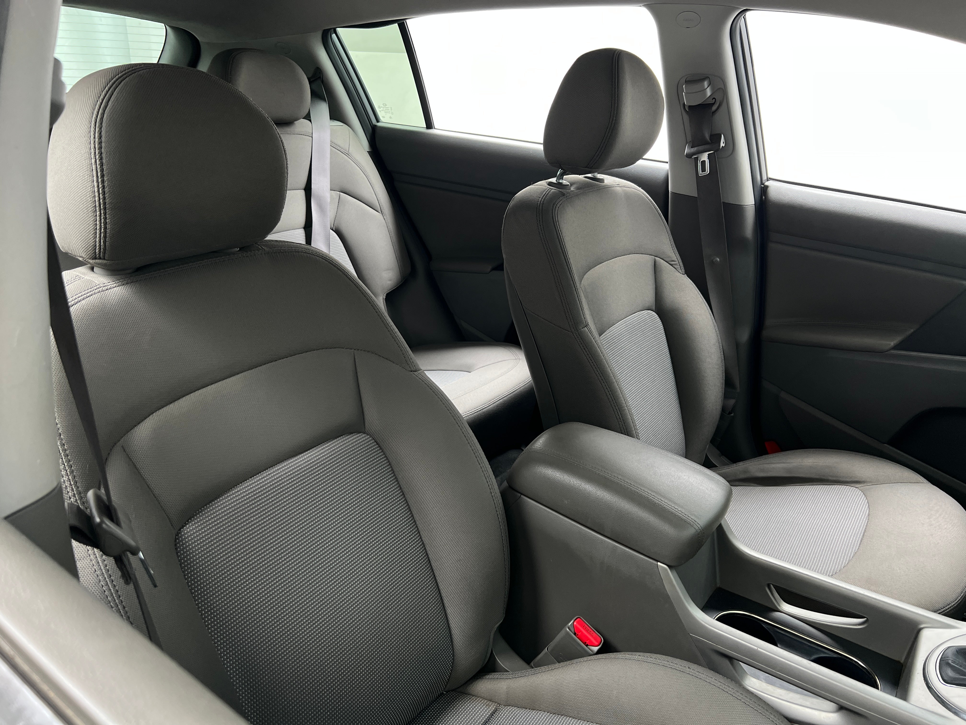 Thumbnail: 2016 Kia Sportage - 2
