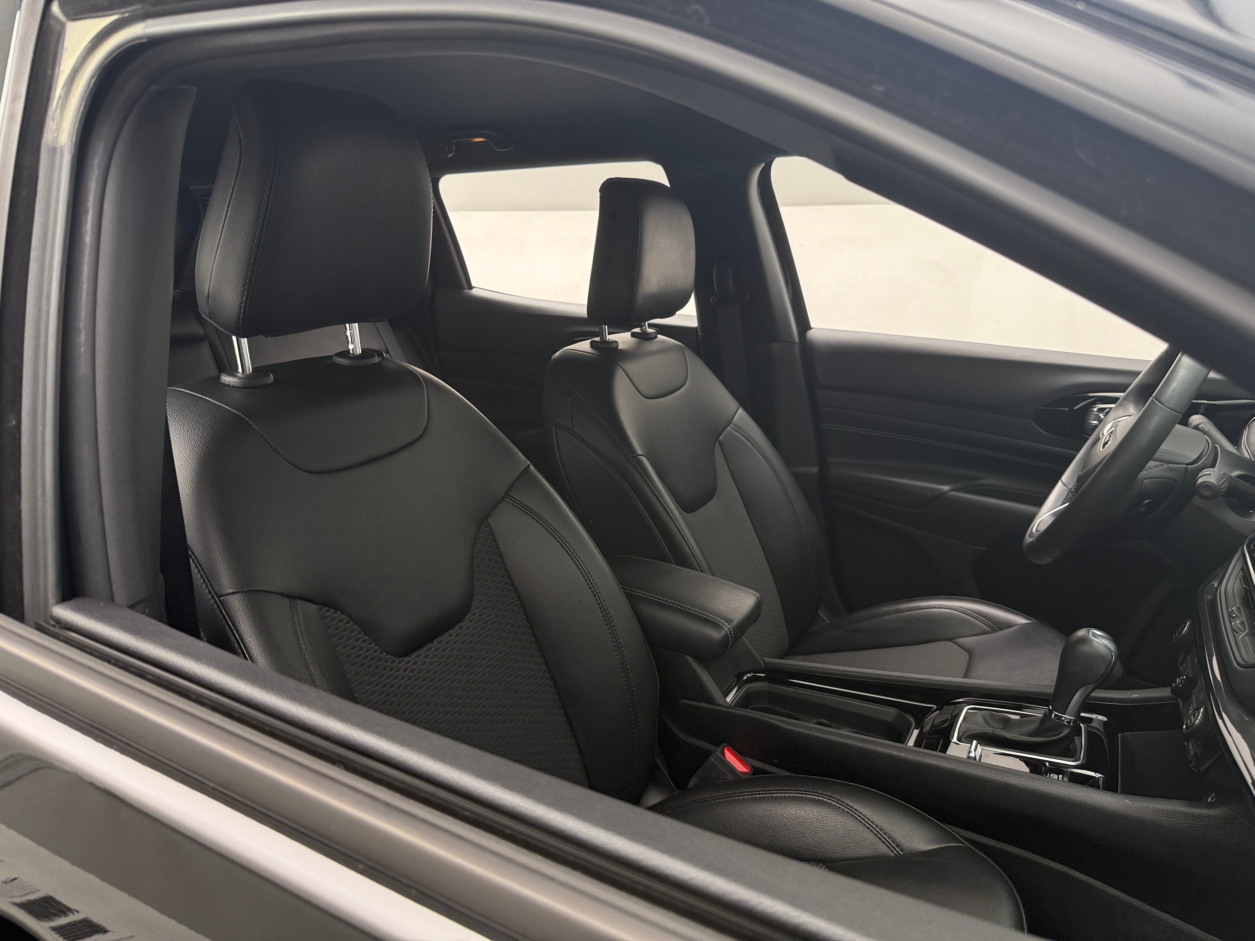 Thumbnail: 2022 Jeep Compass - 2