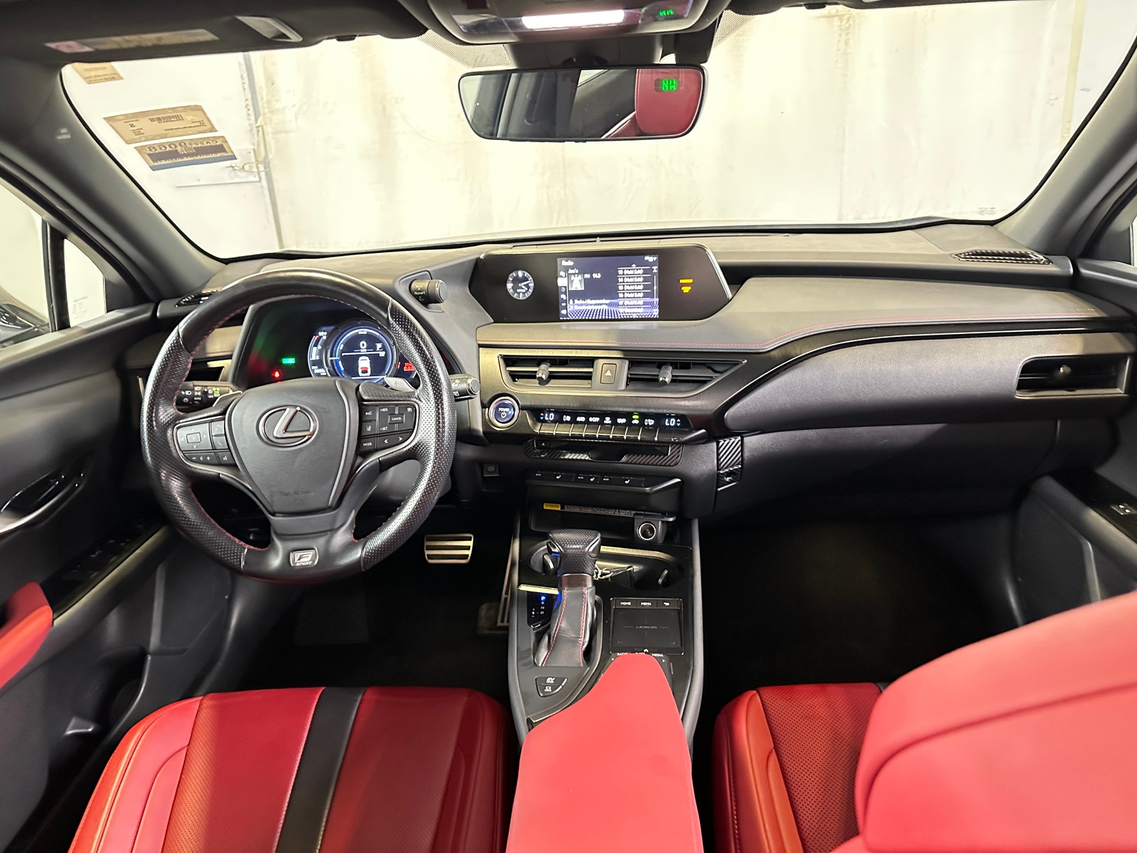 Thumbnail: 2020 Lexus UX - 2