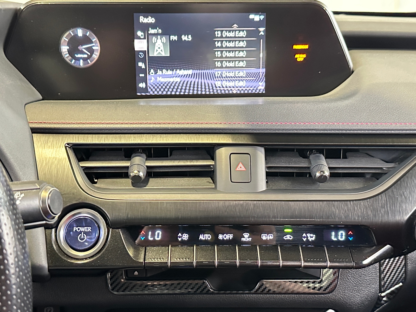 Thumbnail: 2020 Lexus UX - 3