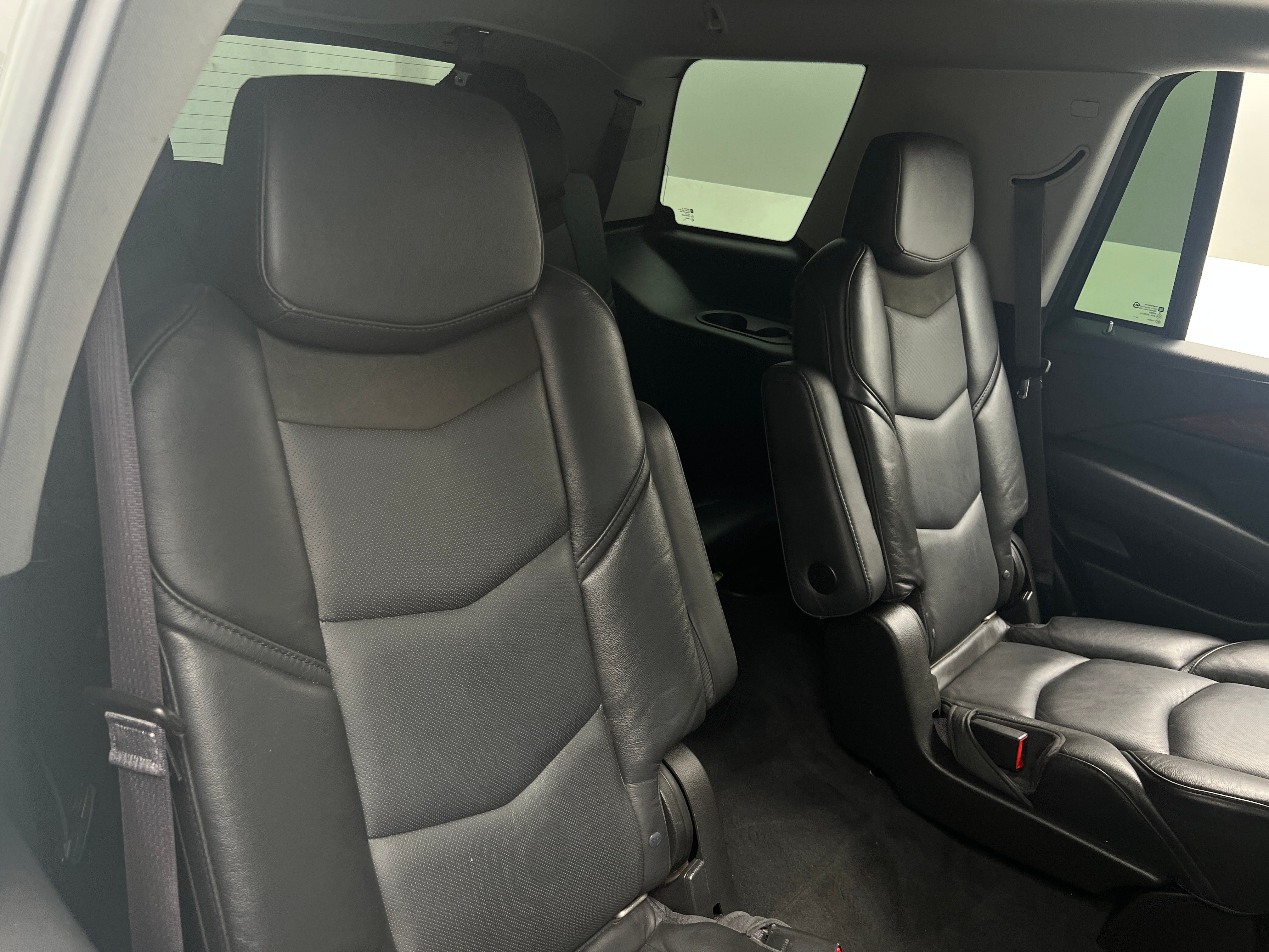 Thumbnail: 2017 Cadillac Escalade - 5