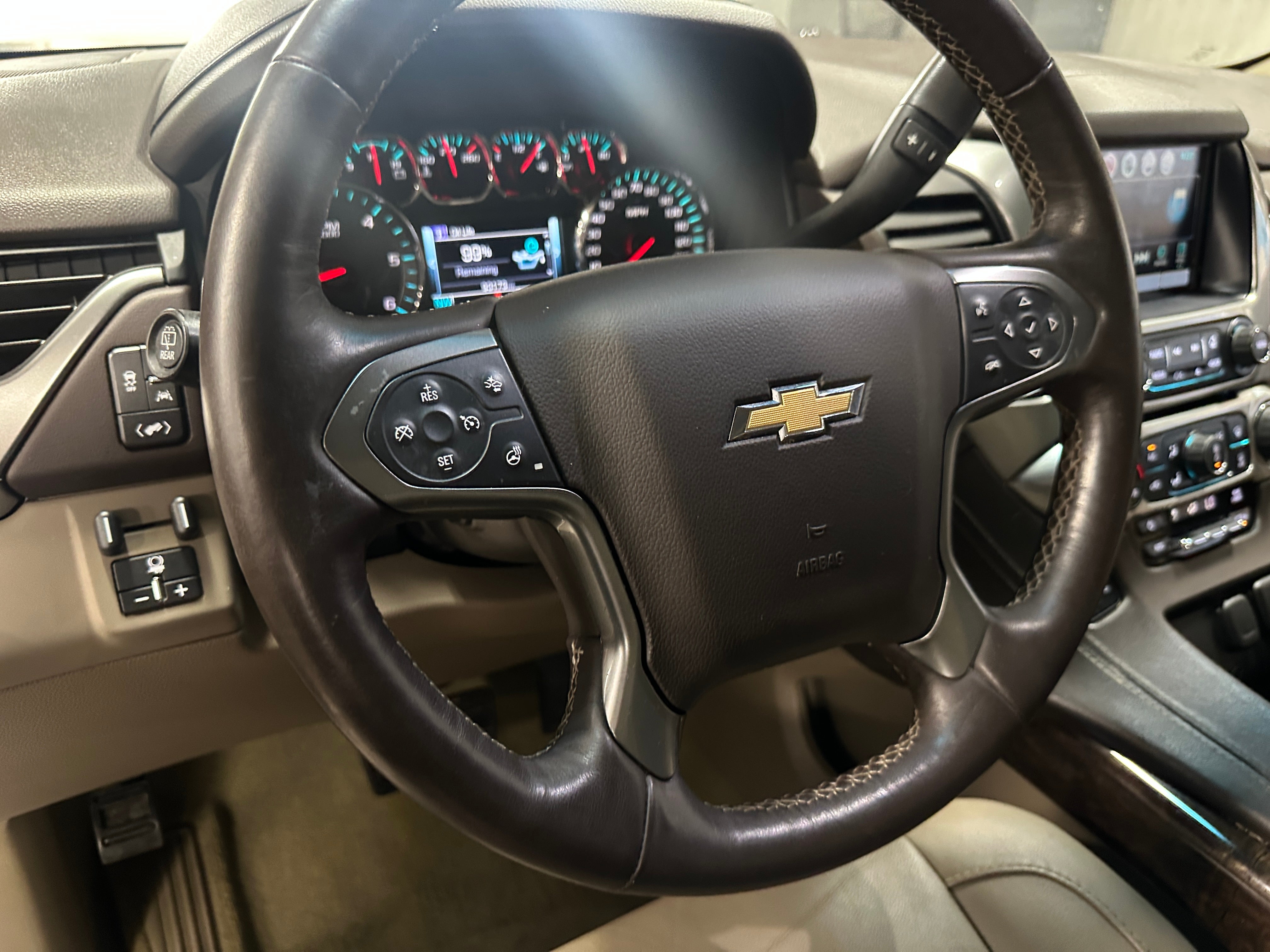 Thumbnail: 2017 Chevrolet Tahoe - 4