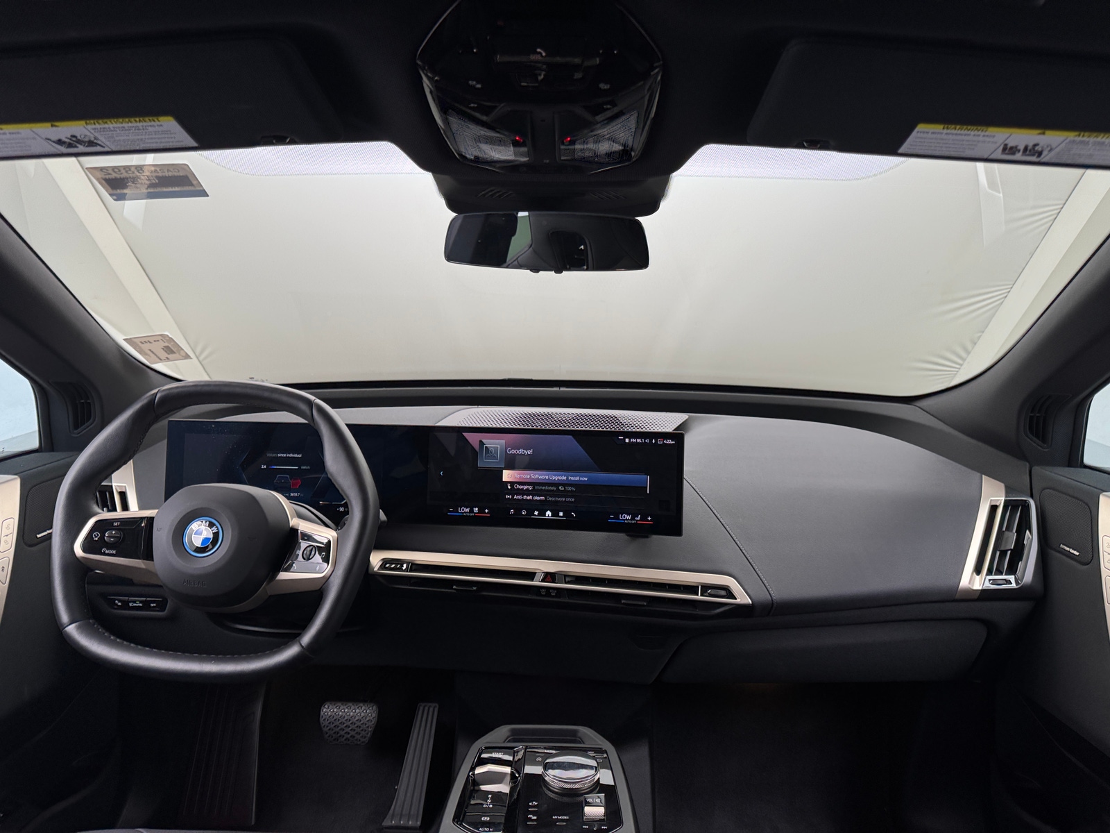 Thumbnail: 2024 BMW iX - 2