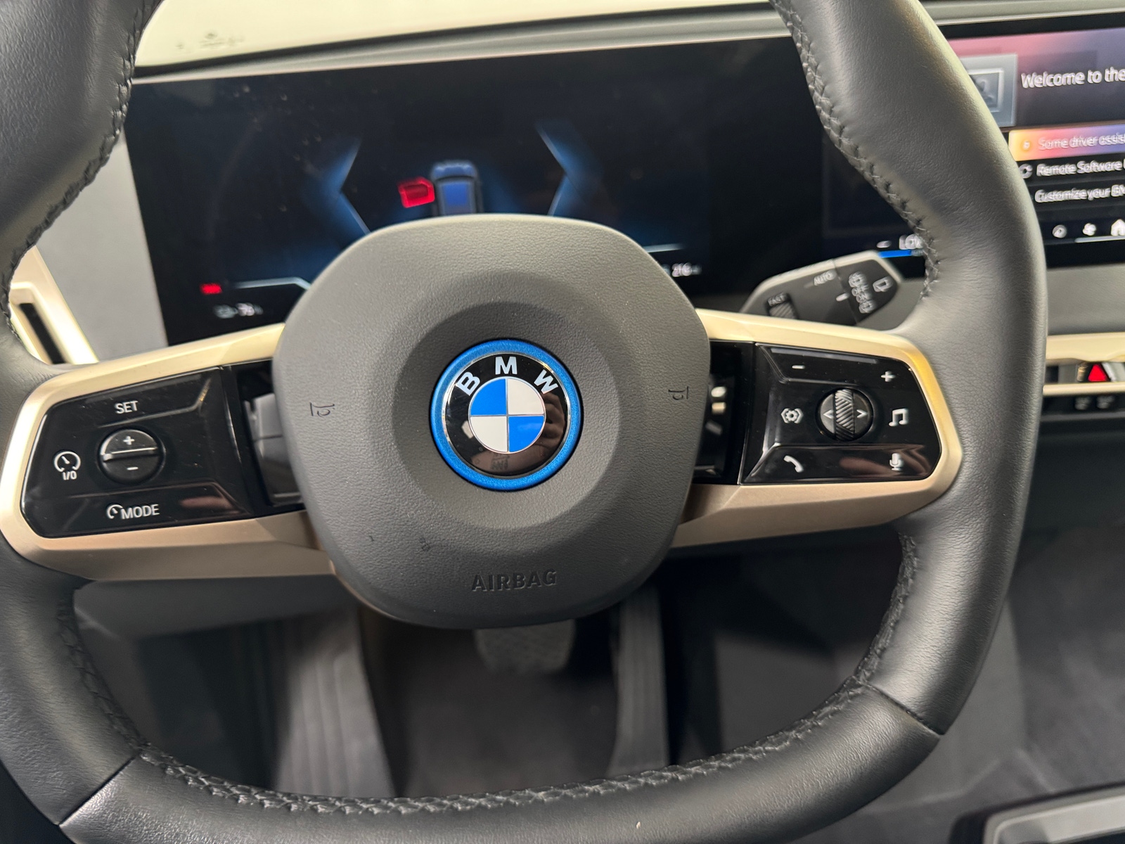 Thumbnail: 2024 BMW iX - 4