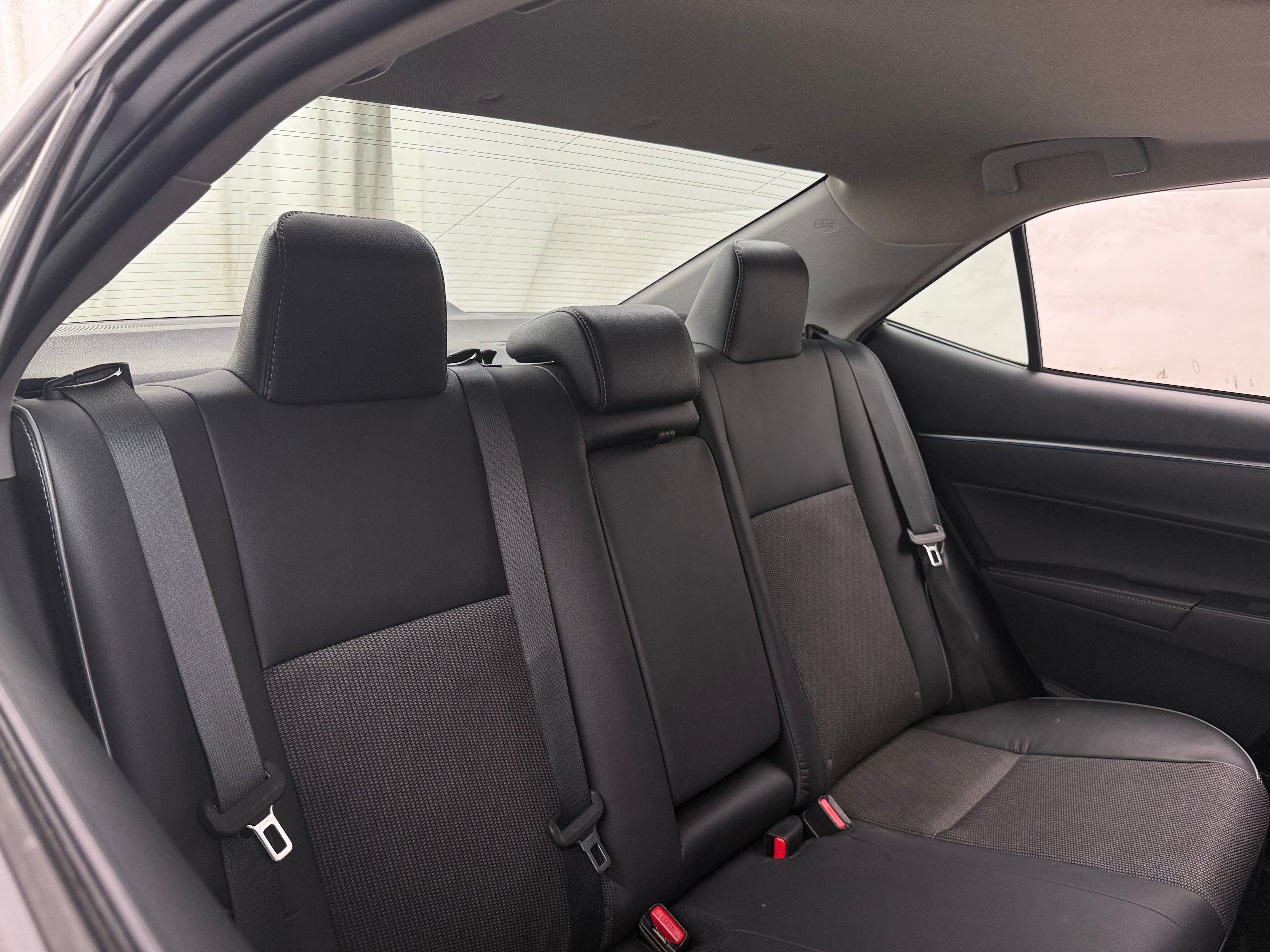Thumbnail: 2015 Toyota Corolla - 6