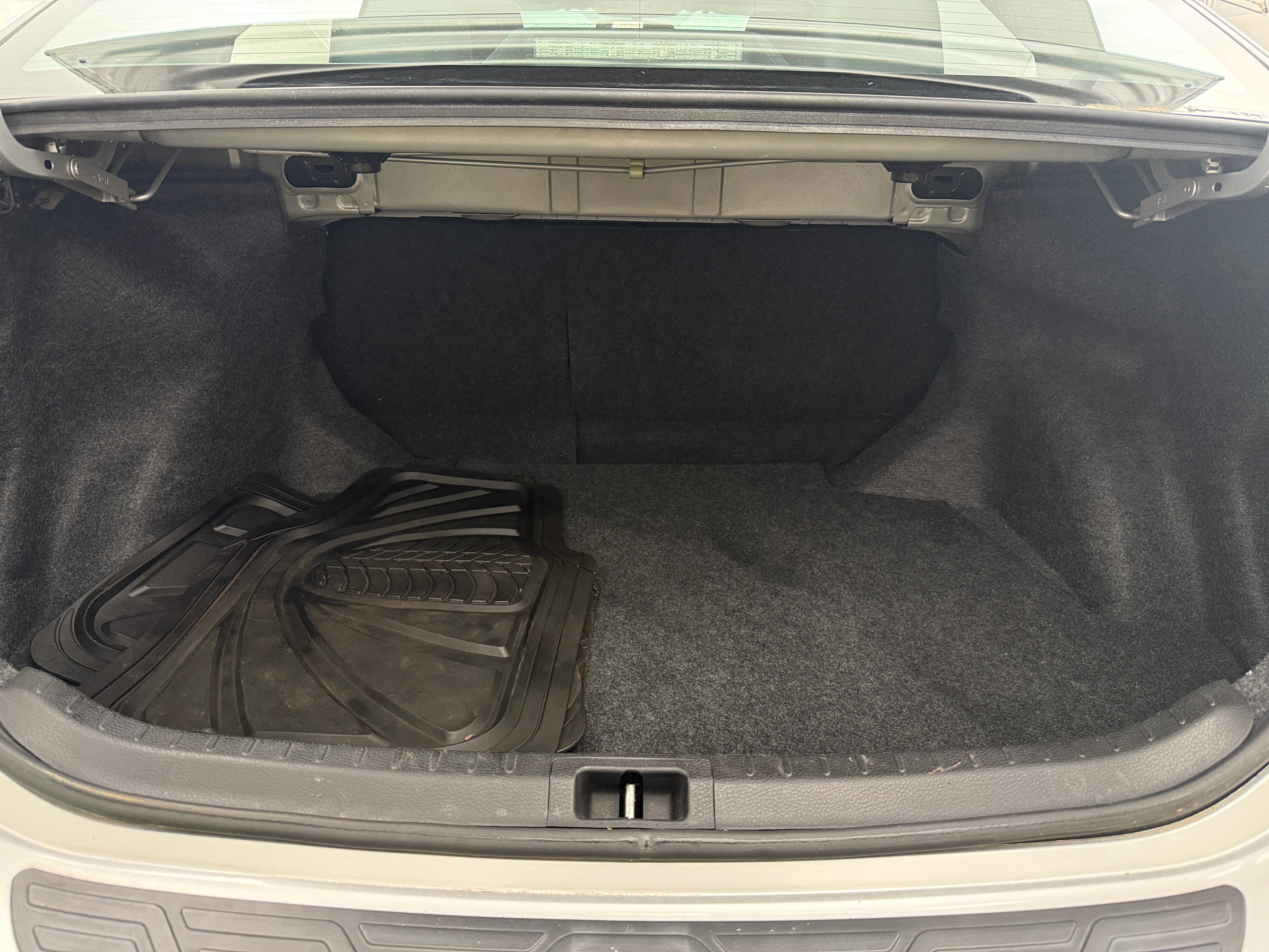 Thumbnail: 2015 Toyota Corolla - 7