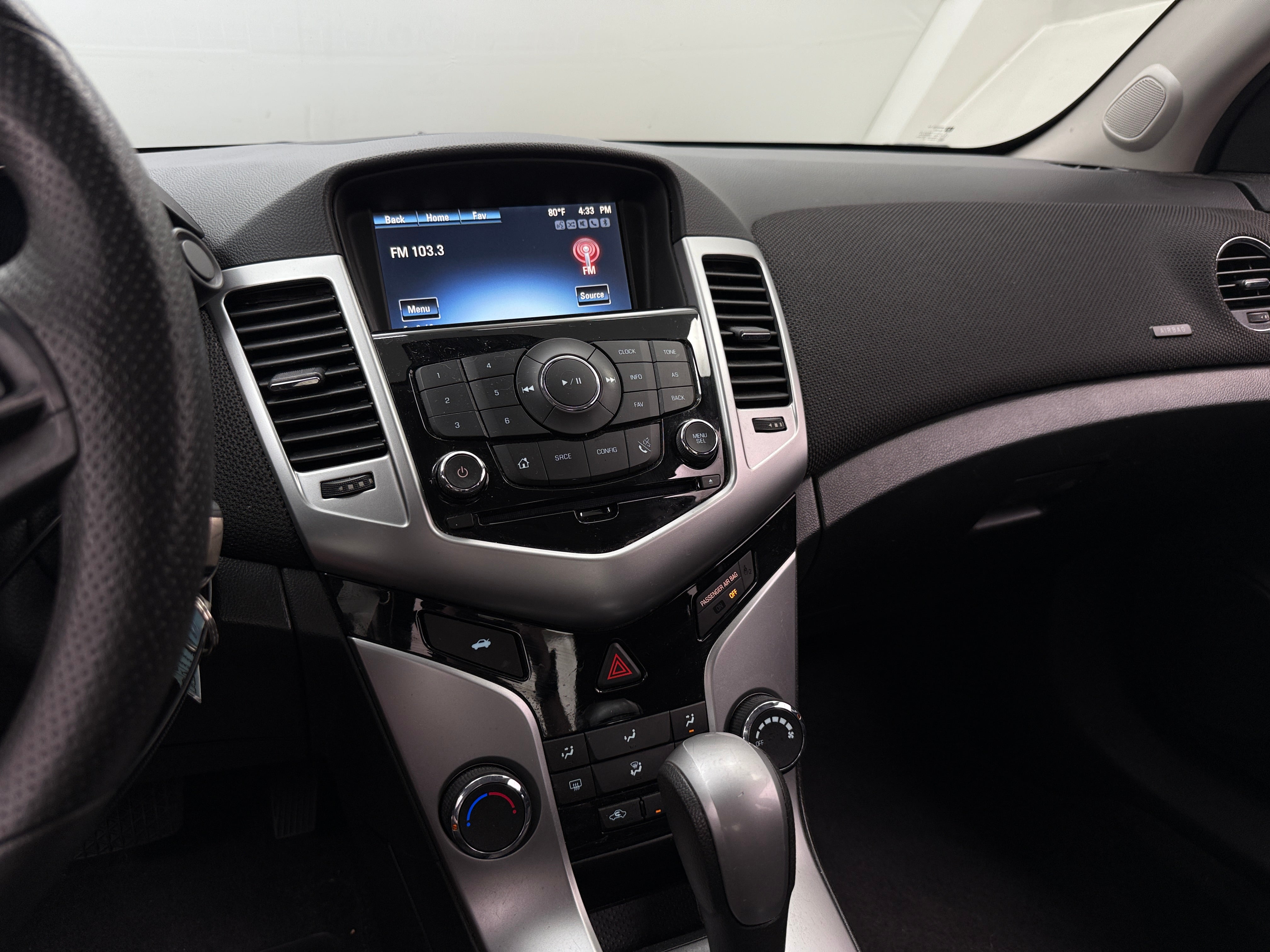 Thumbnail: 2016 Chevrolet Cruze - 4