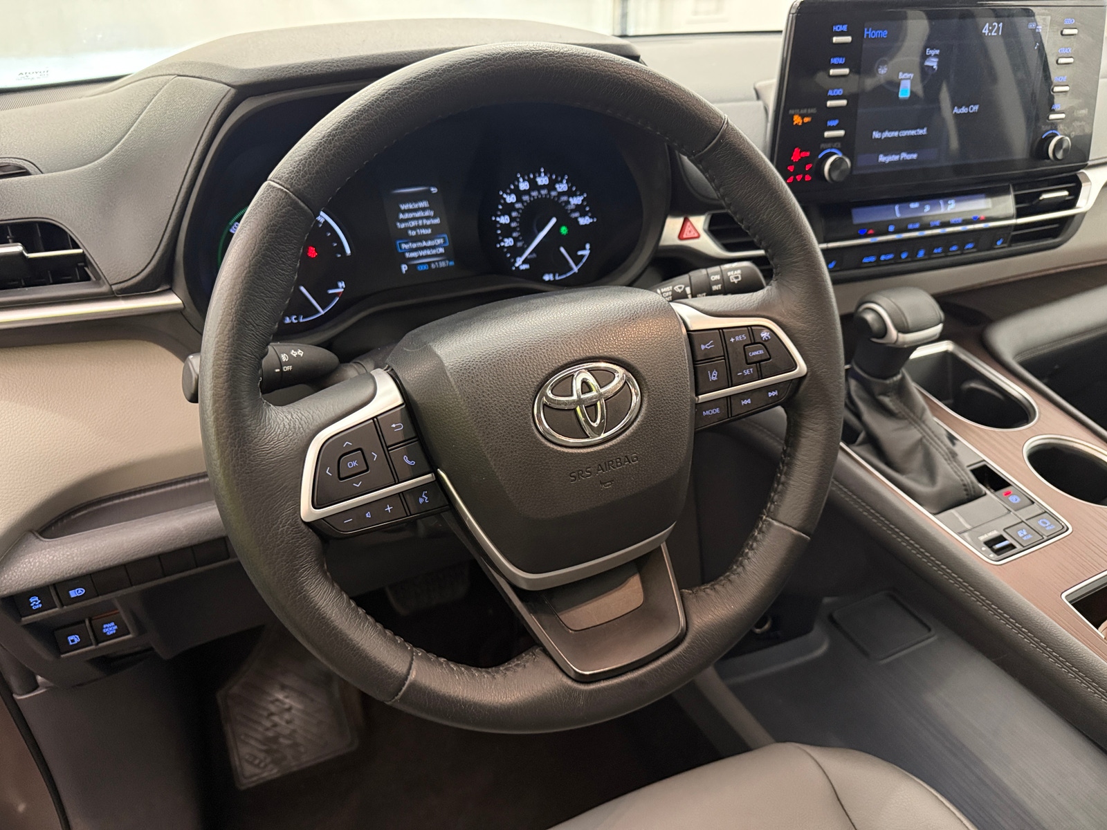 Thumbnail: 2022 Toyota Sienna - 4
