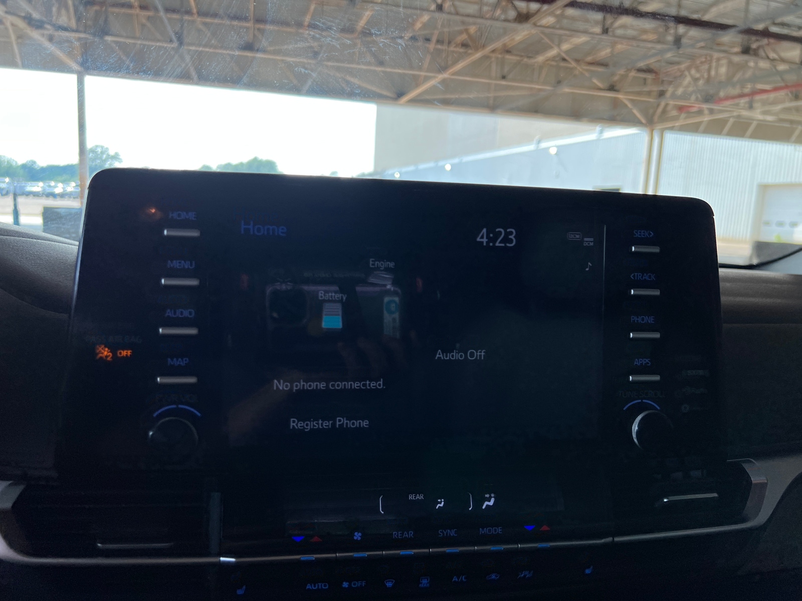 Thumbnail: 2022 Toyota Sienna - 3
