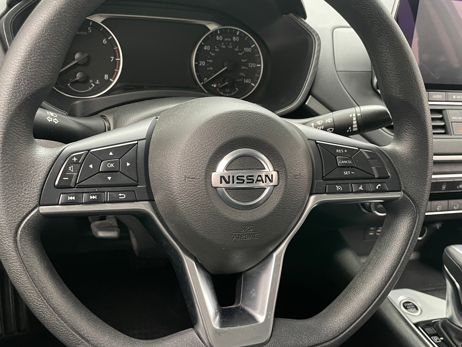 Thumbnail: 2020 Nissan Altima - 5