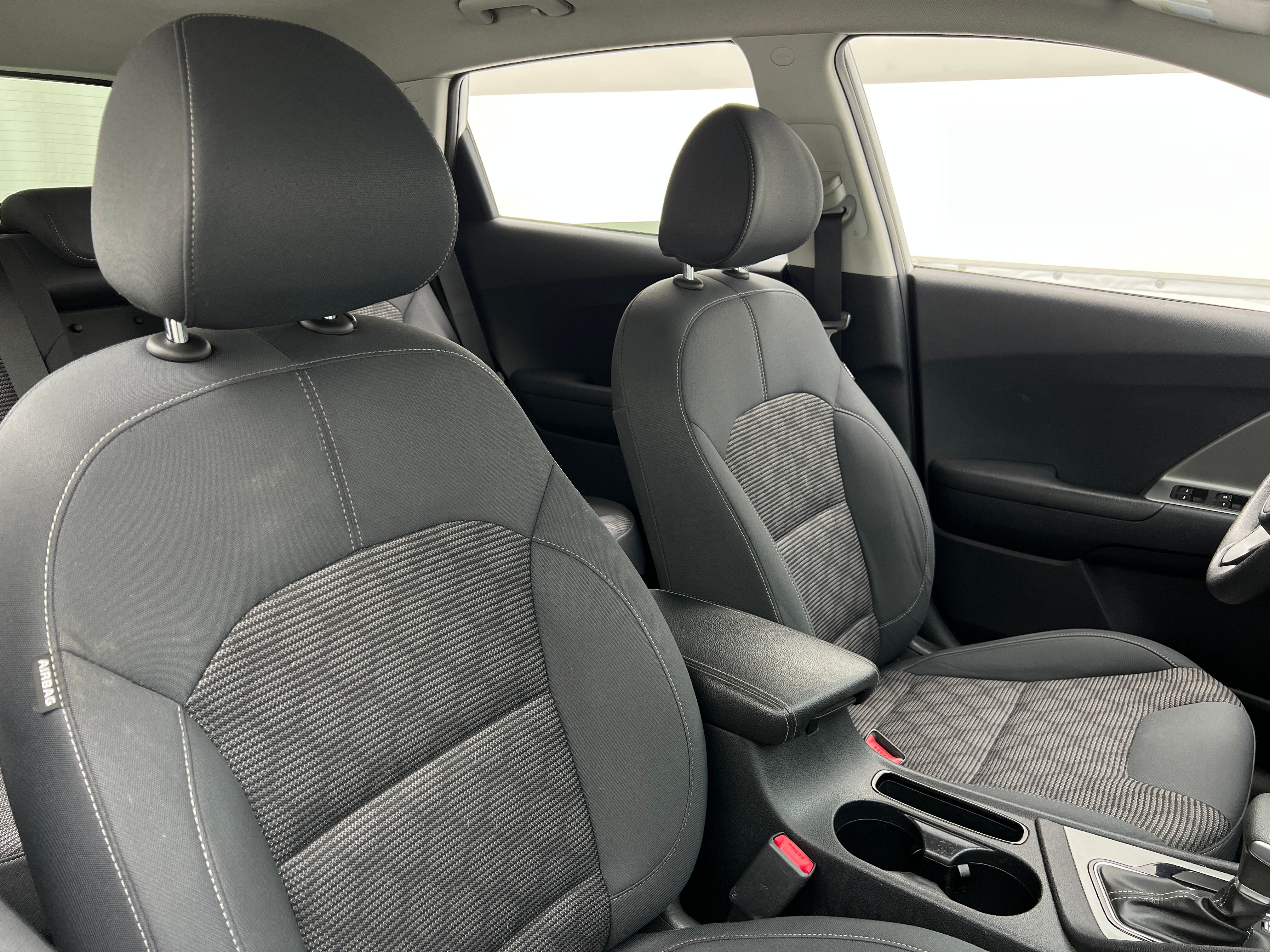Thumbnail: 2018 Kia Niro - 2