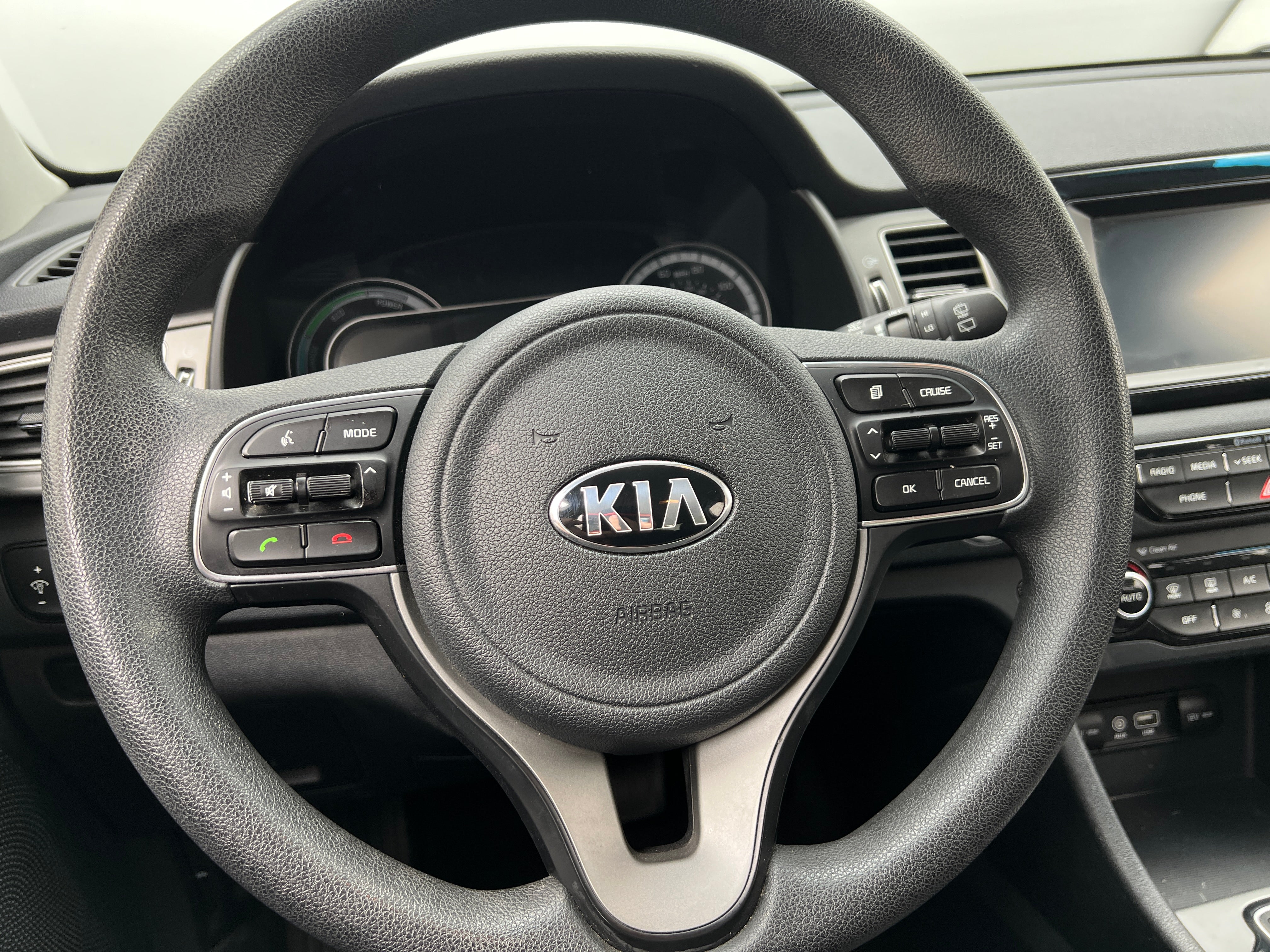 Thumbnail: 2018 Kia Niro - 5