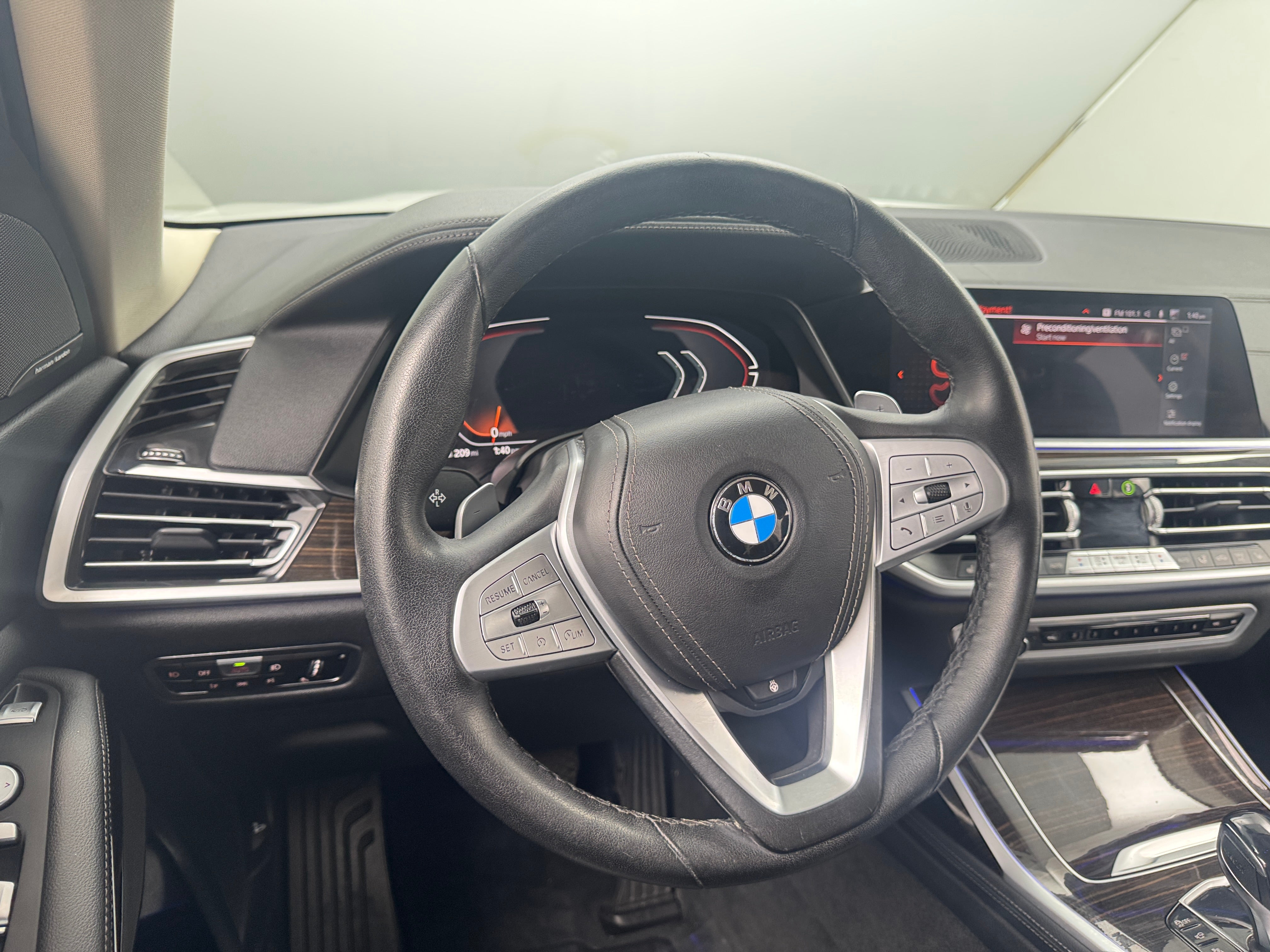 Thumbnail: 2021 BMW X7 - 4