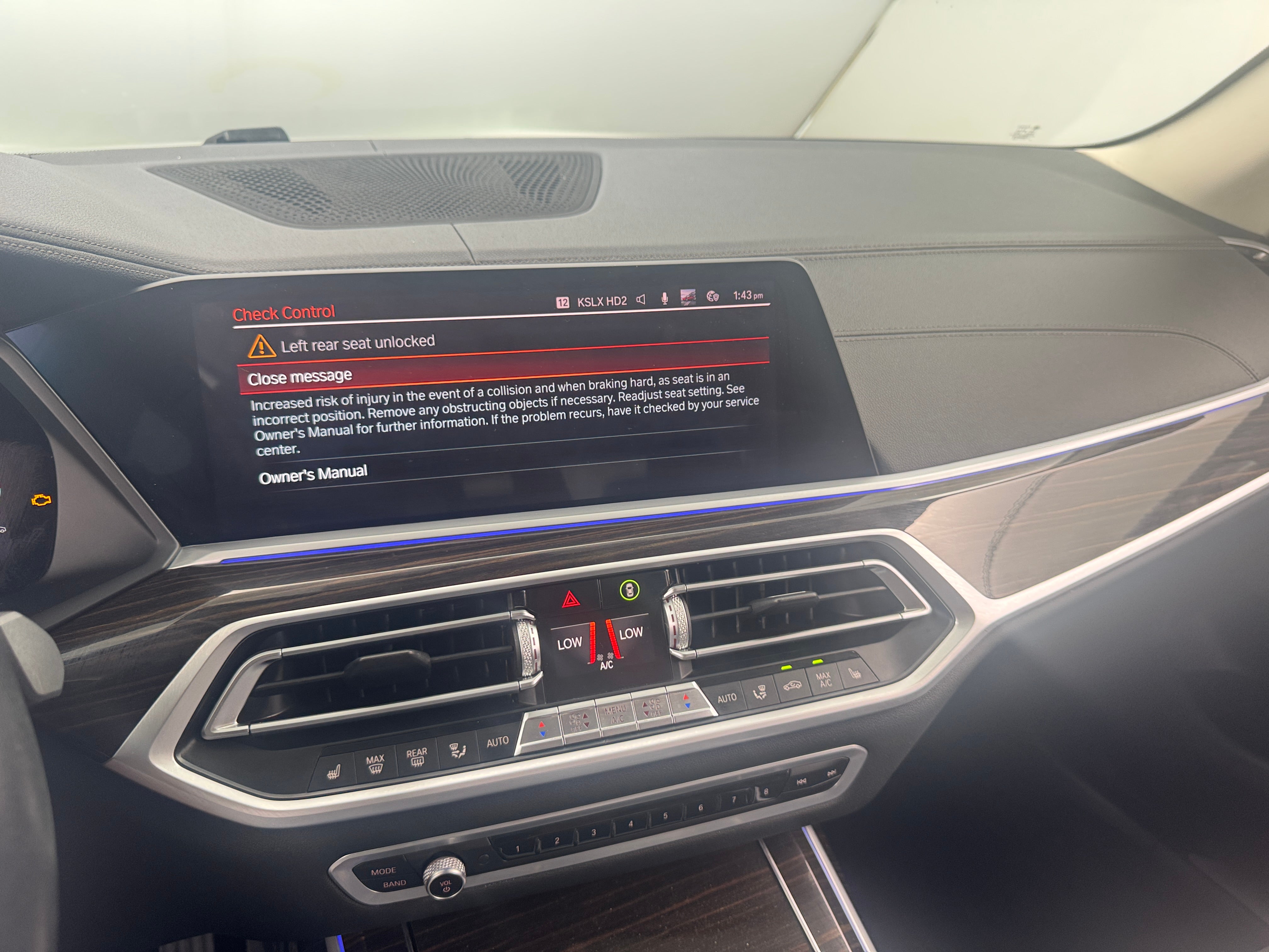 Thumbnail: 2021 BMW X7 - 3