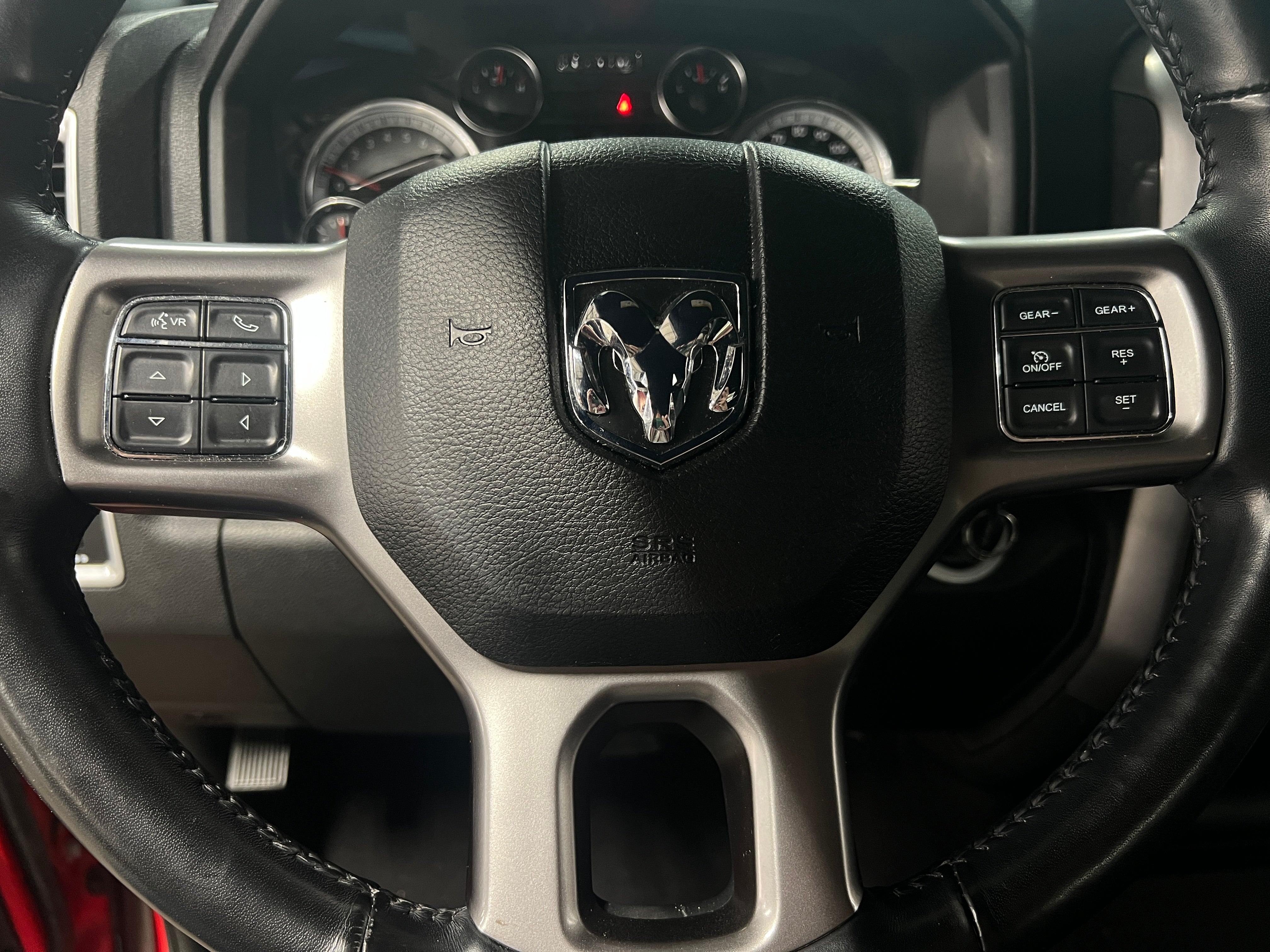 Thumbnail: 2021 RAM 1500 Classic - 5