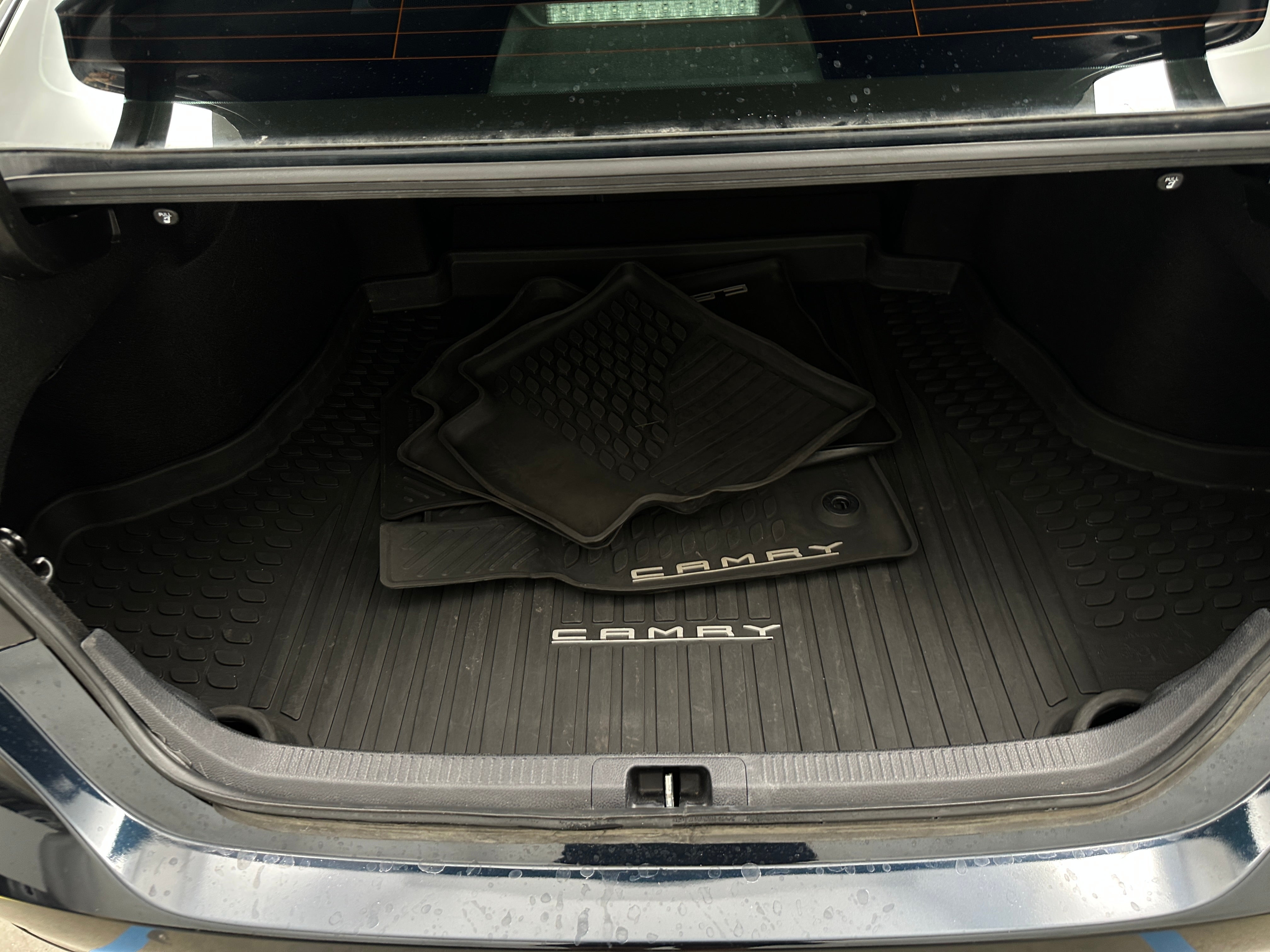 Thumbnail: 2020 Toyota Camry - 6
