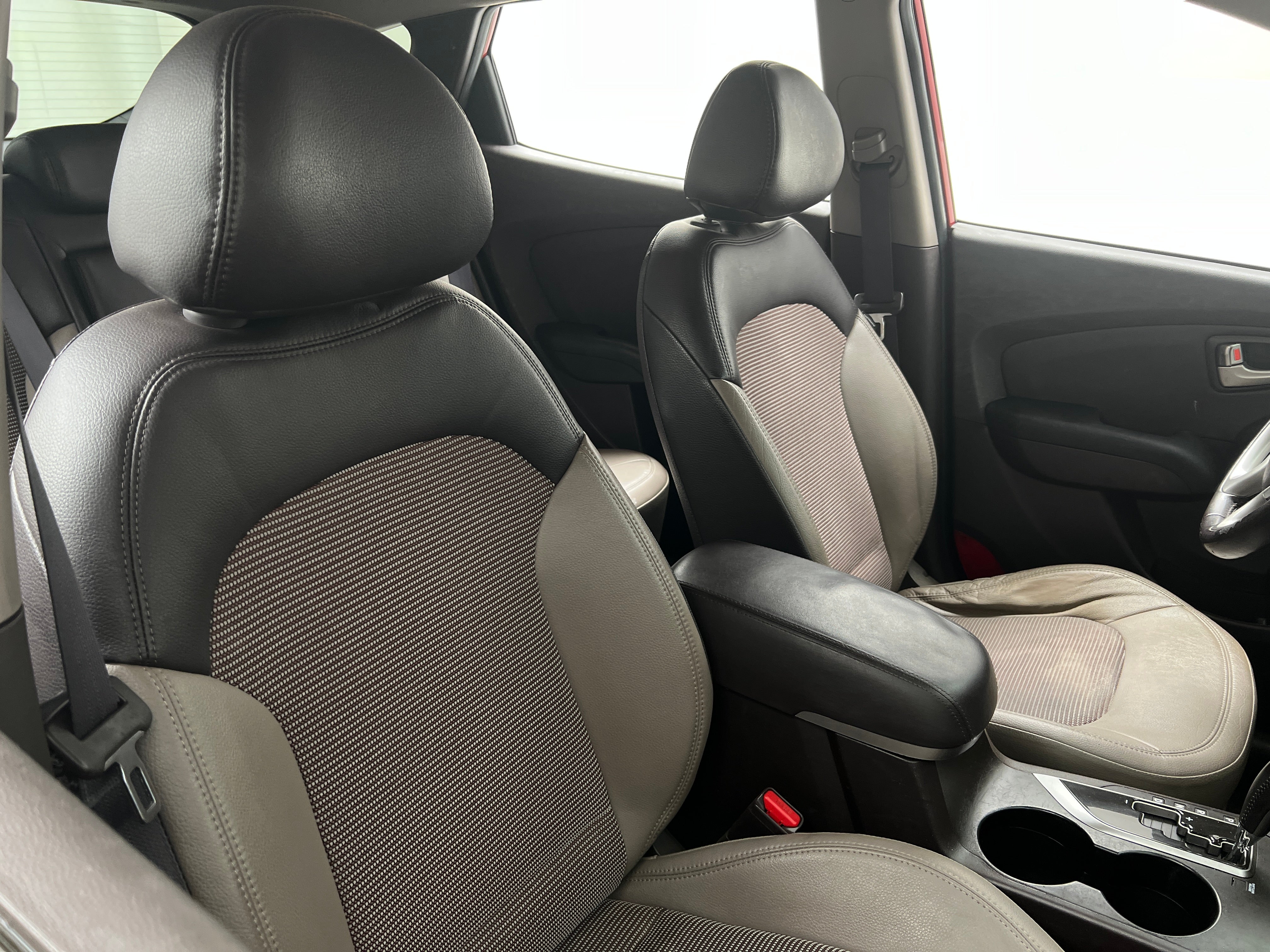 Thumbnail: 2013 Hyundai Tucson - 2