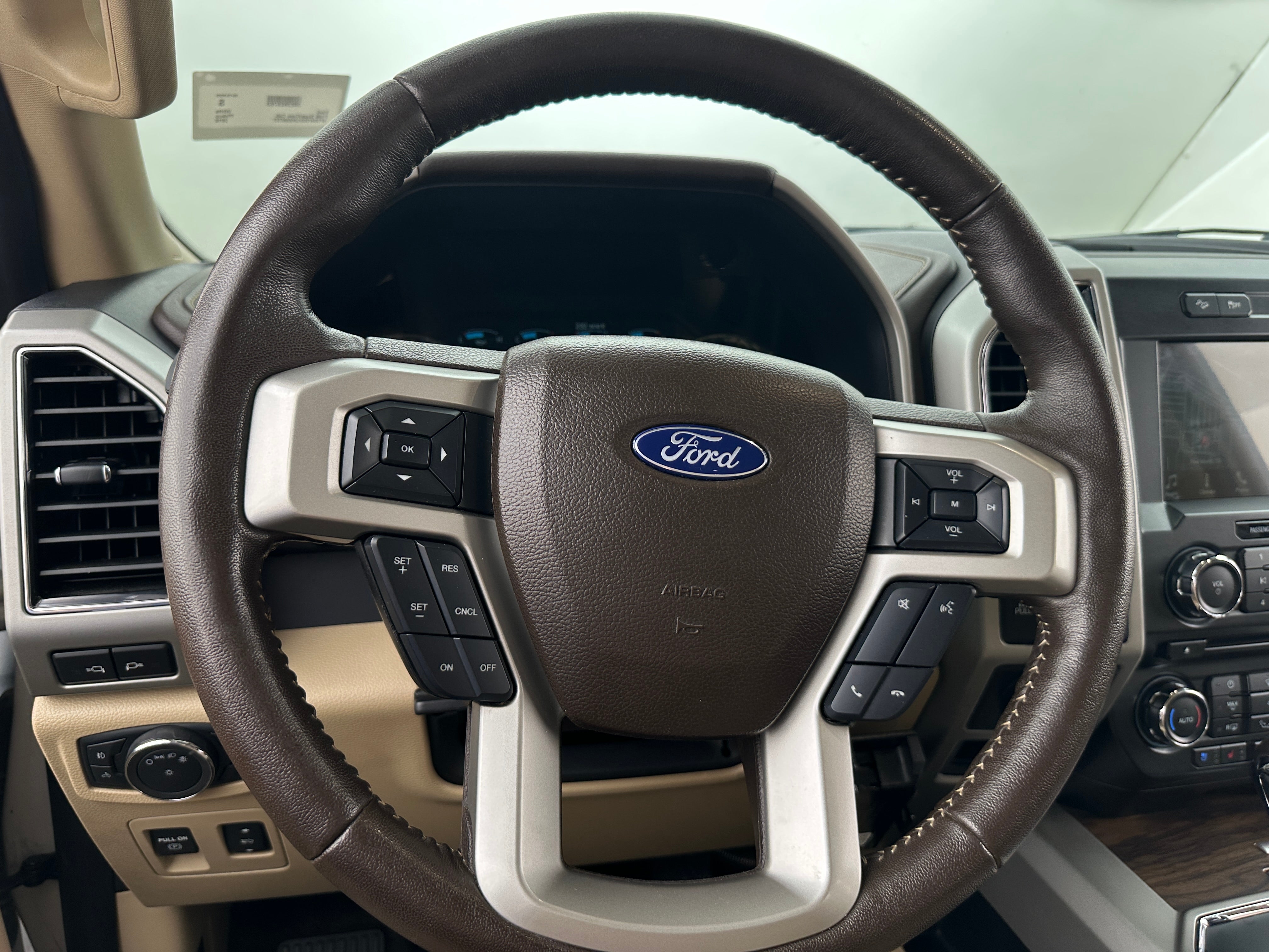Thumbnail: 2018 Ford Econoline - 4