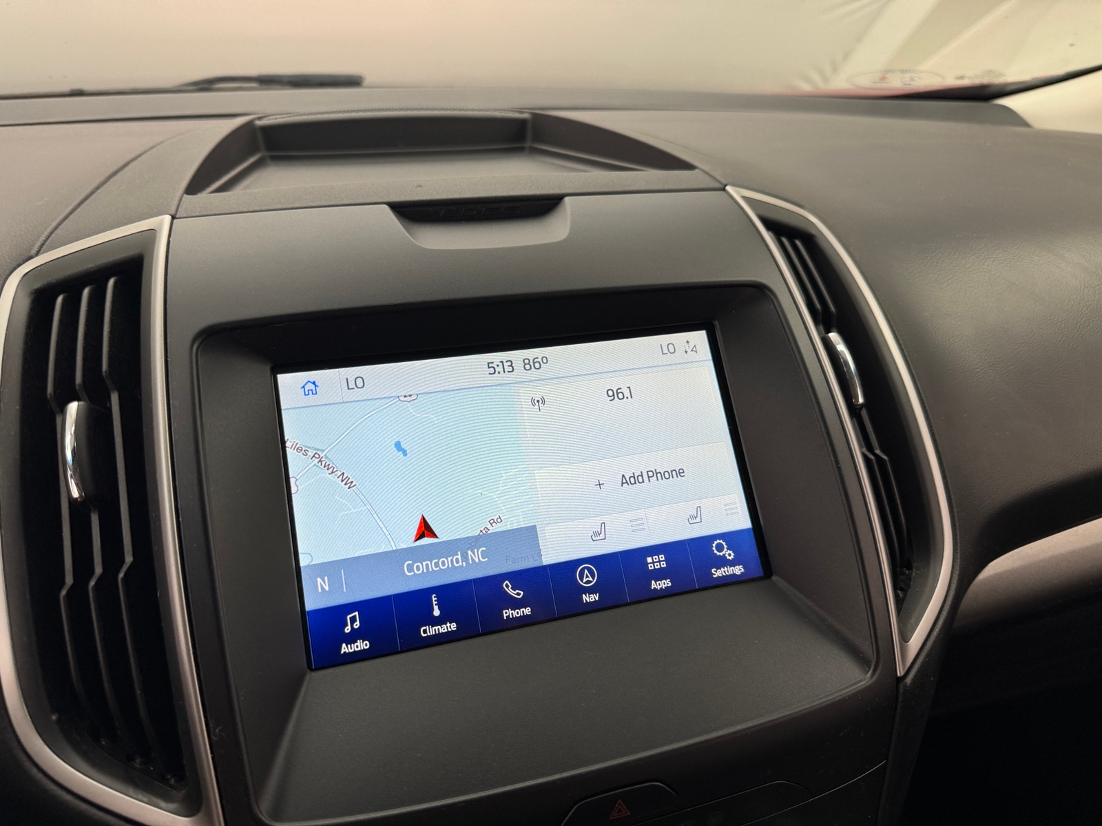 Thumbnail: 2020 Ford Edge - 3