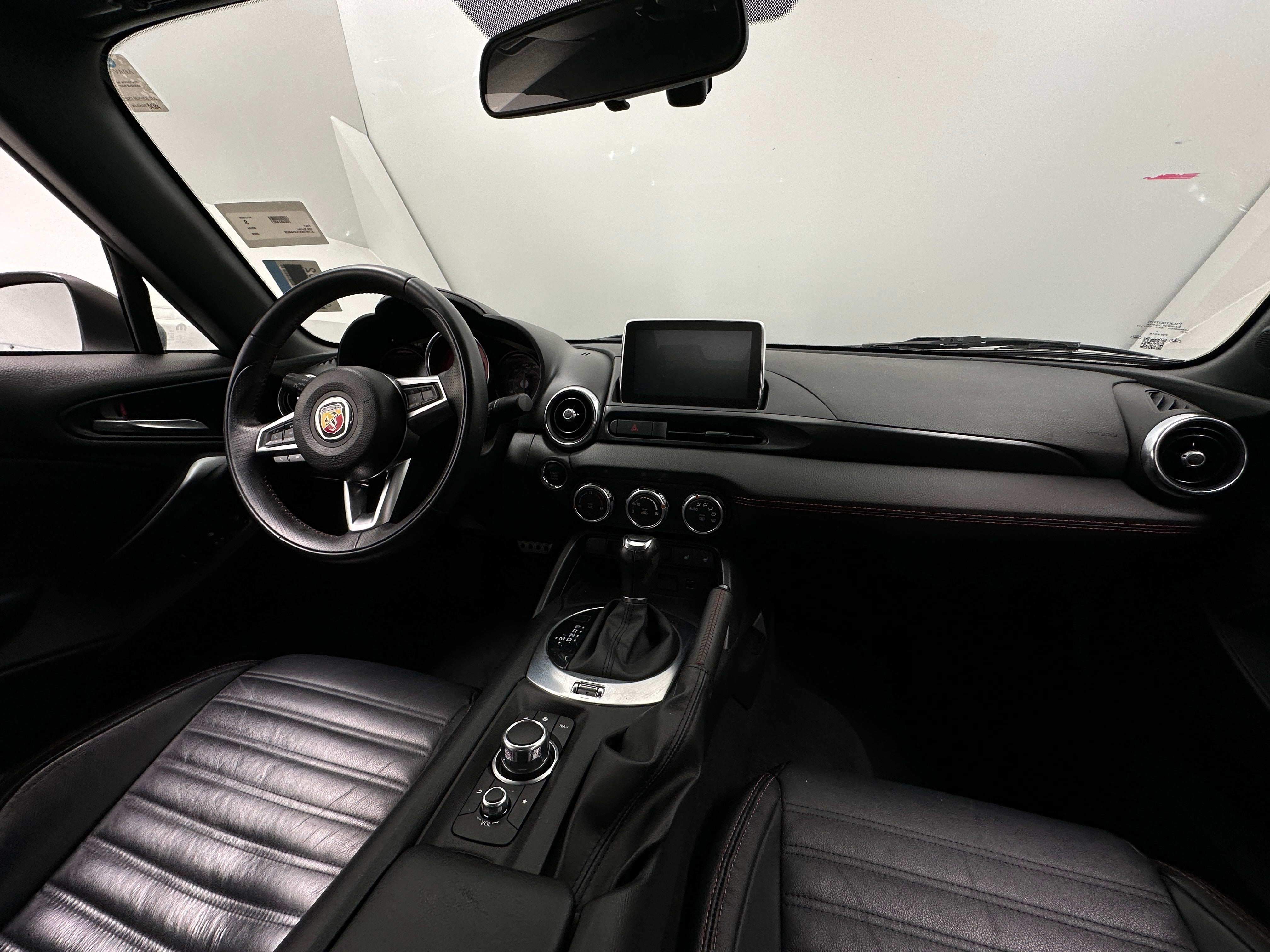 Thumbnail: 2020 Fiat 124 Spider - 2