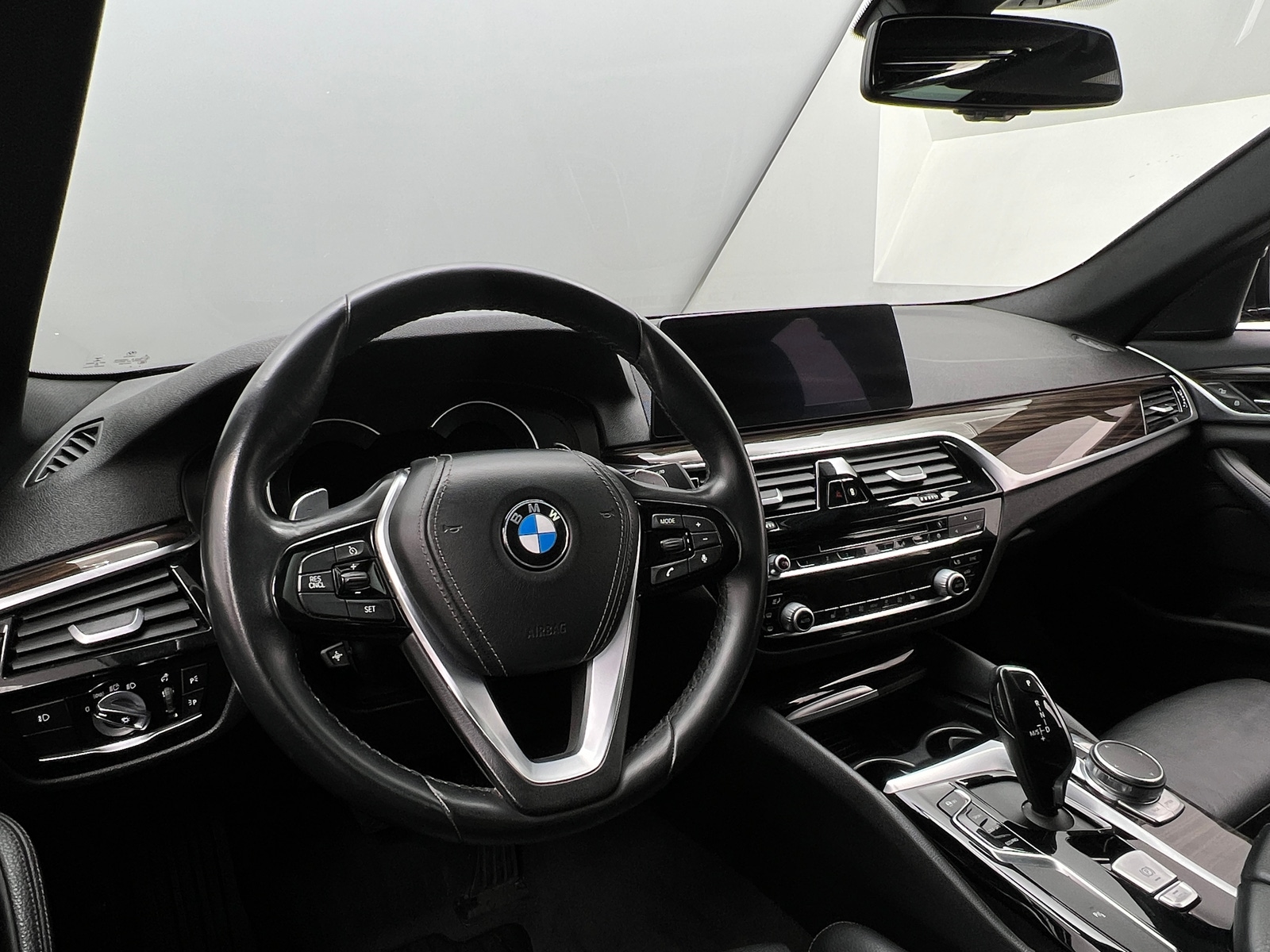 Thumbnail: 2018 BMW 5 Series - 2