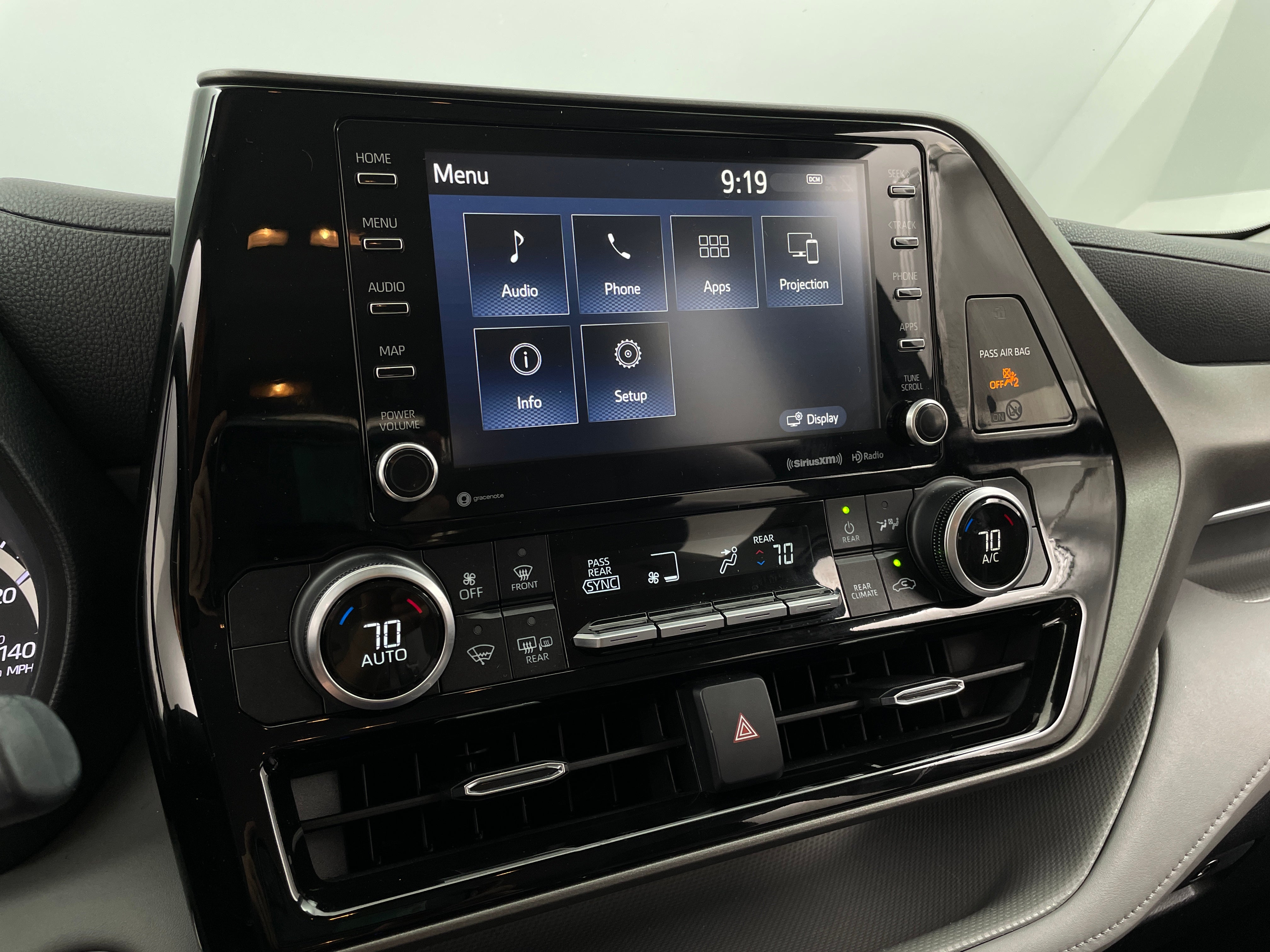 Thumbnail: 2021 Toyota Highlander - 4