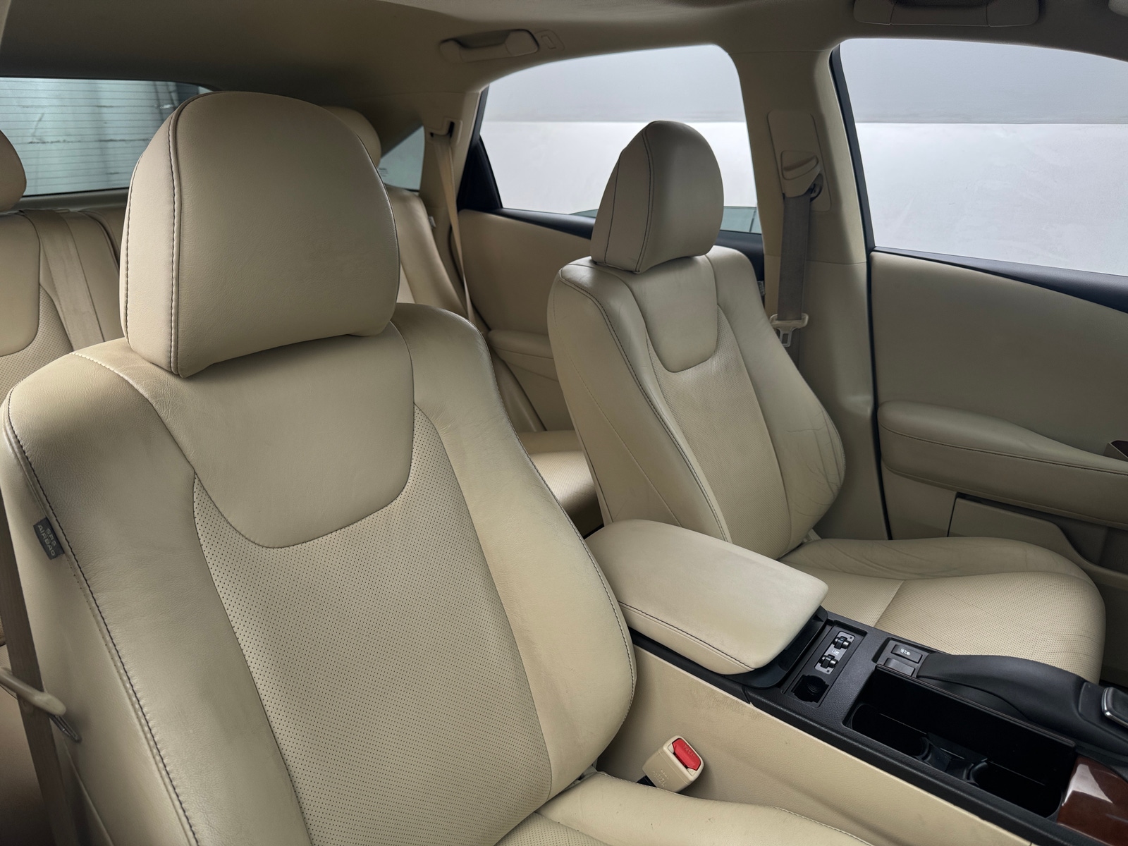Thumbnail: 2015 Lexus RX - 2
