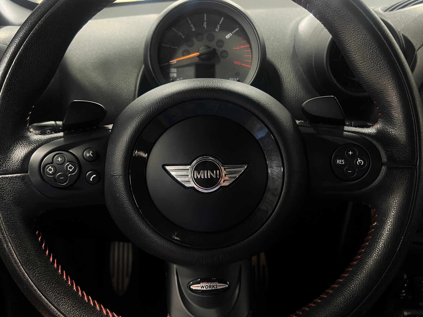 Thumbnail: 2016 MINI Cooper Countryman - 4