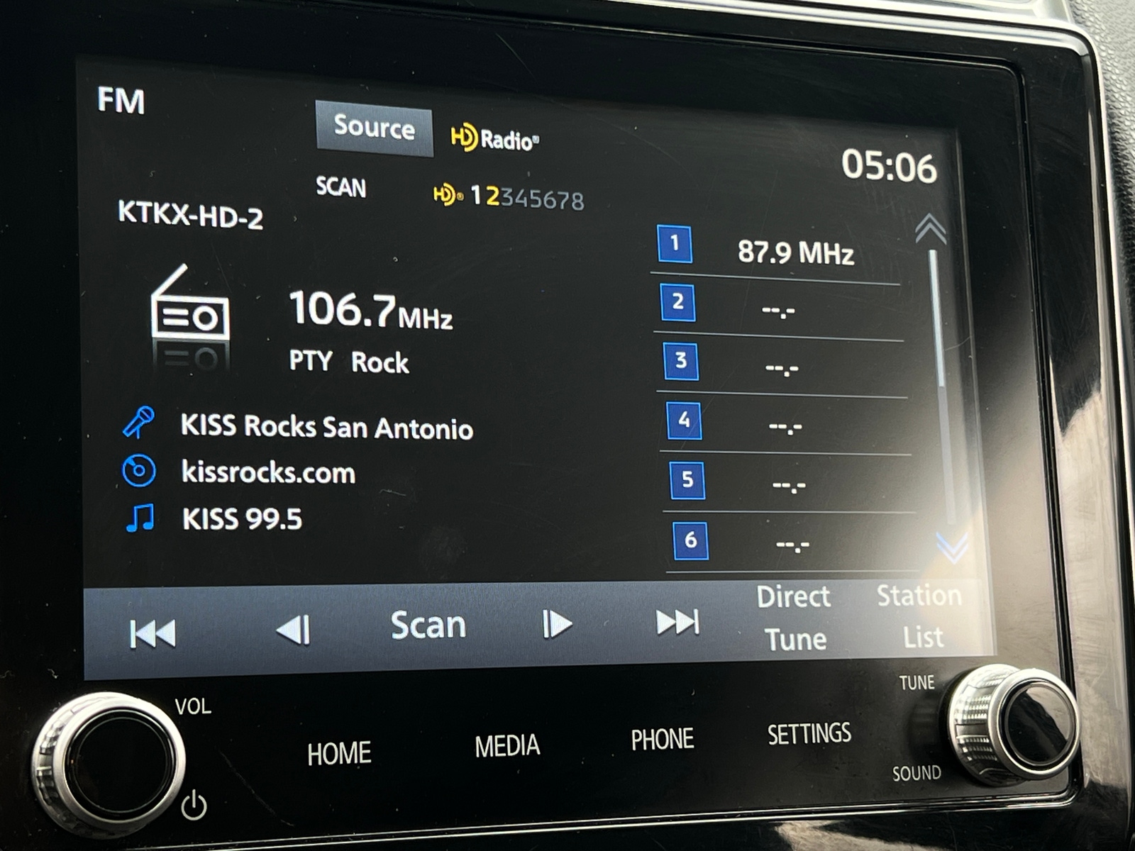 Thumbnail: 2024 Mitsubishi Outlander Sport - 3