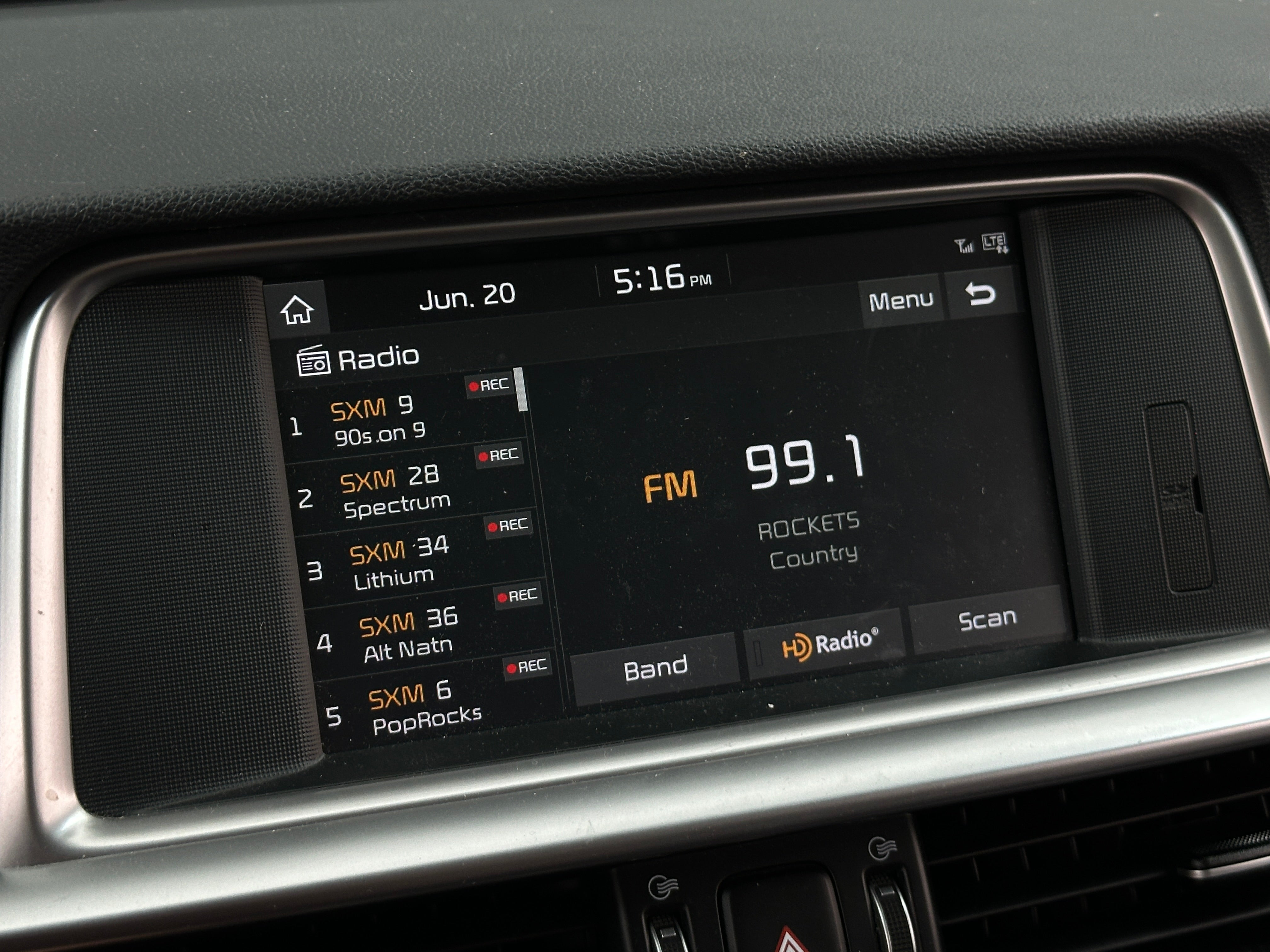 Thumbnail: 2019 Kia Optima - 4