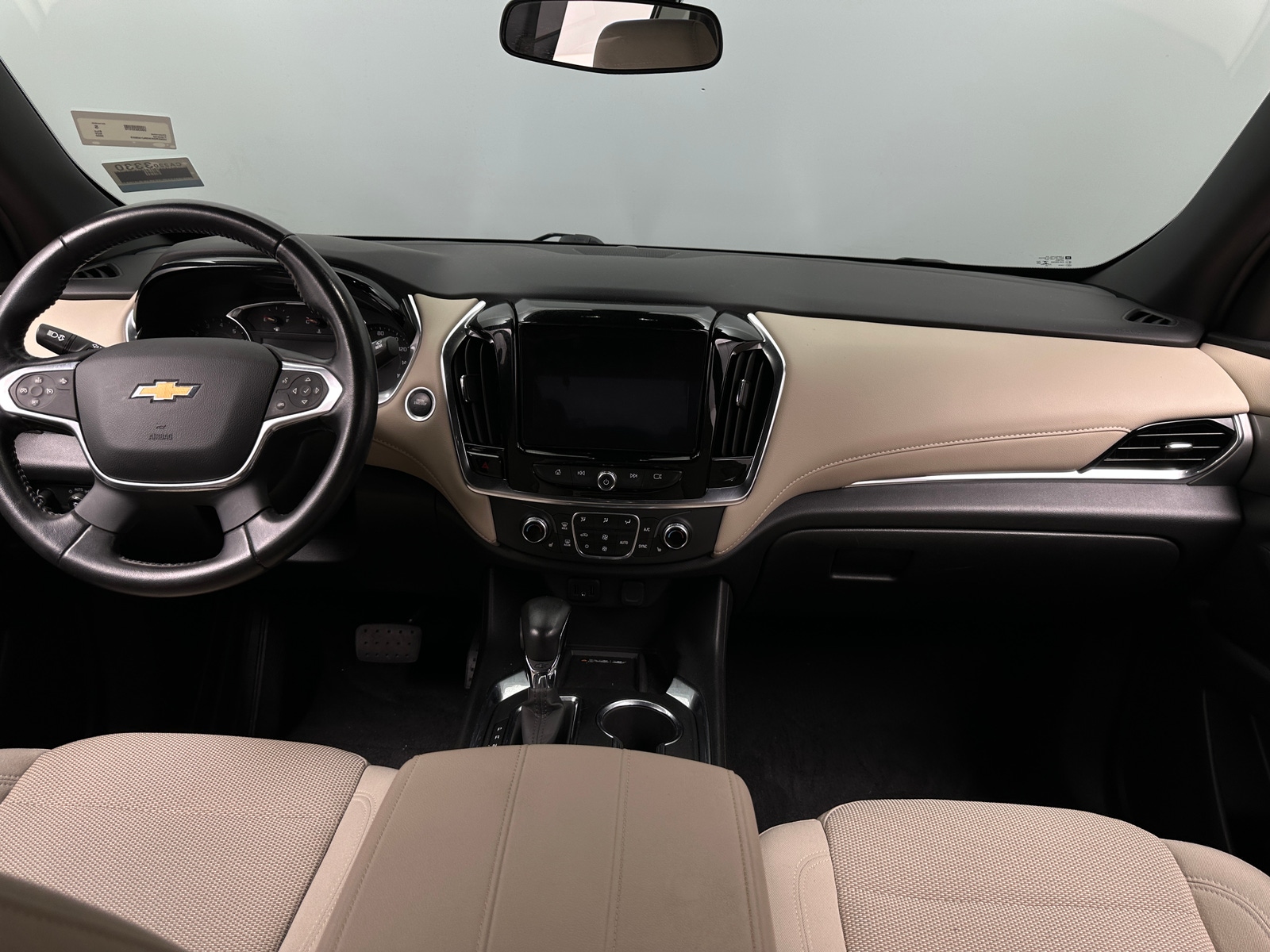 Thumbnail: 2022 Chevrolet Traverse - 3