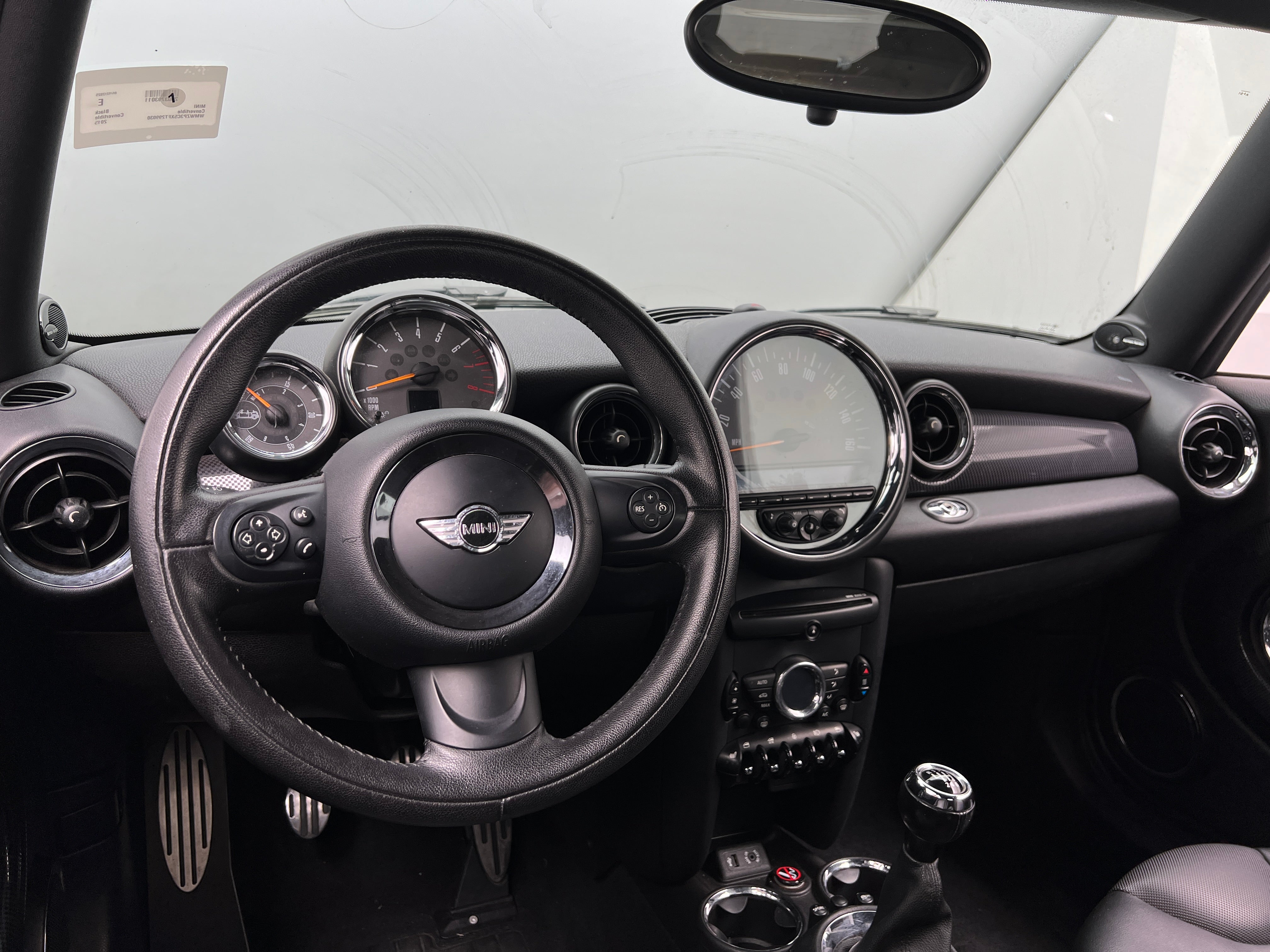 Thumbnail: 2015 MINI Cooper Convertible - 3