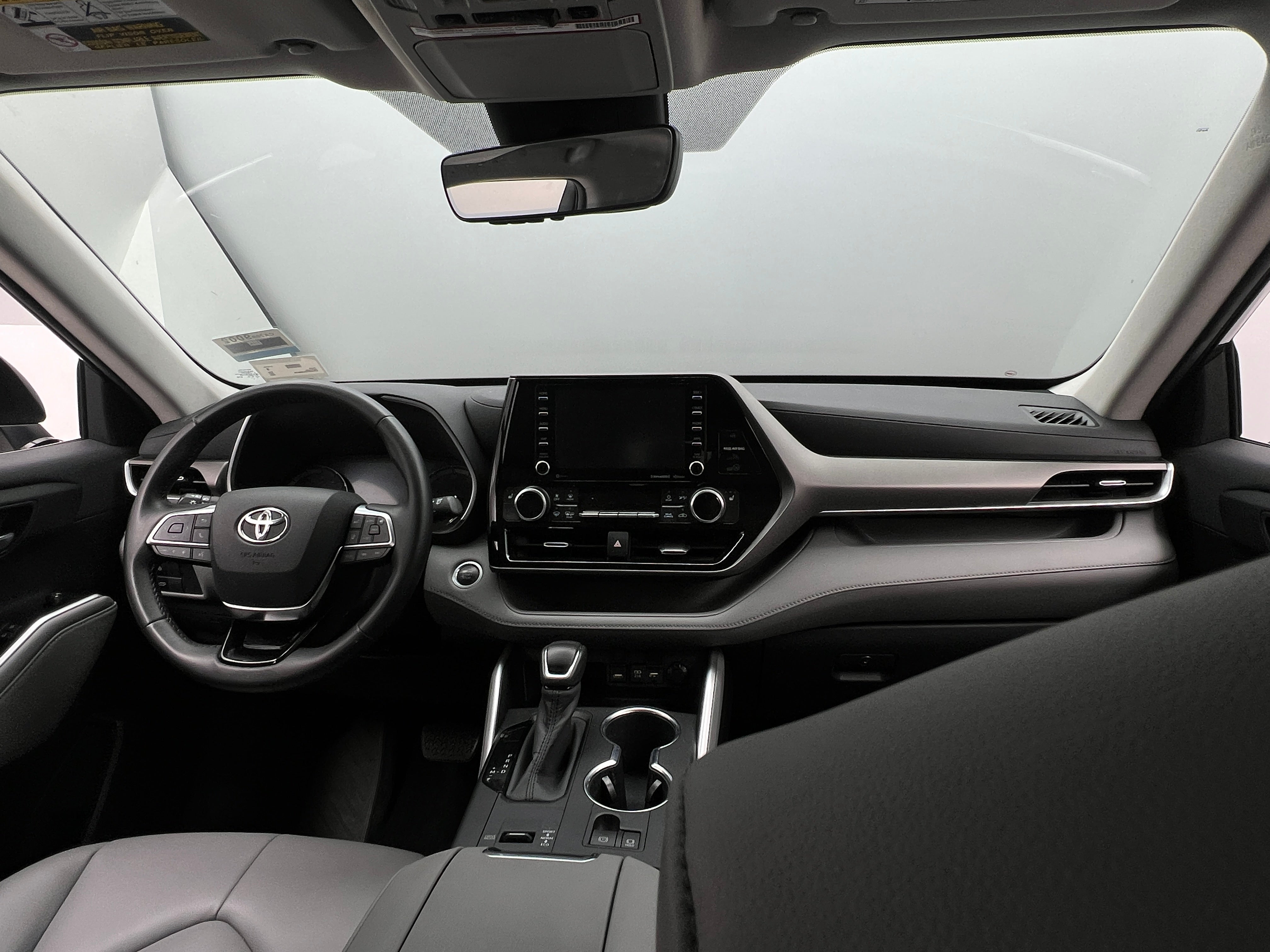 Thumbnail: 2020 Toyota Highlander - 2
