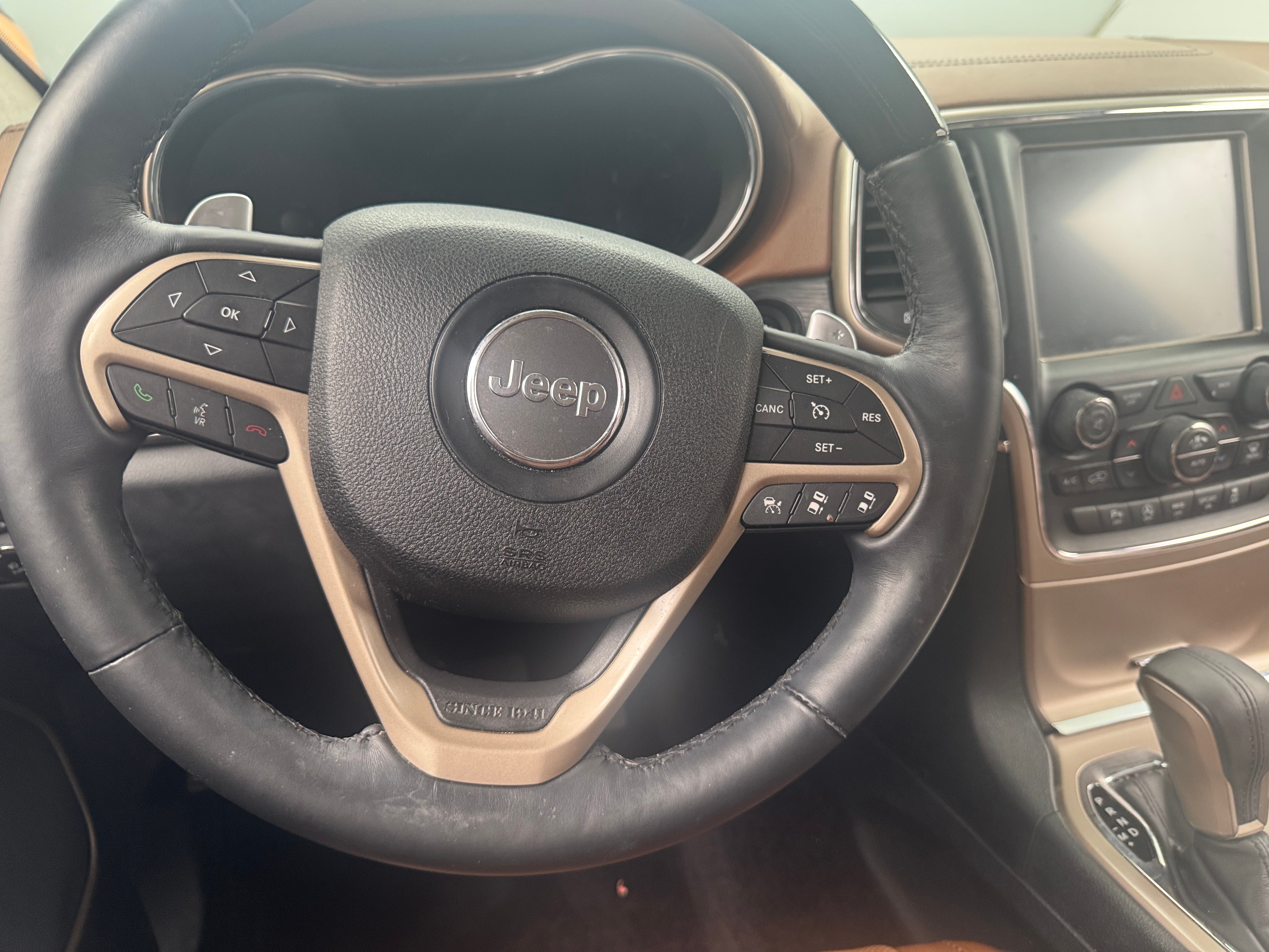 Thumbnail: 2016 Jeep Grand Cherokee - 4