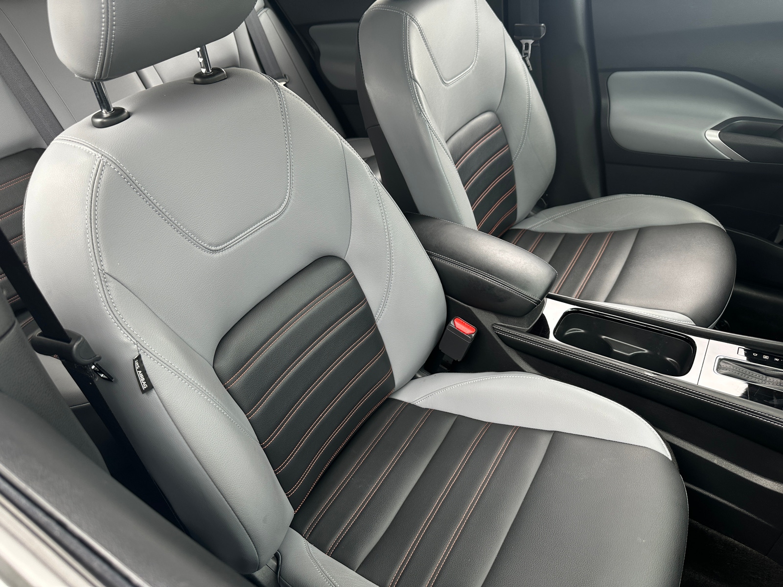 Thumbnail: 2022 Nissan Kicks - 2