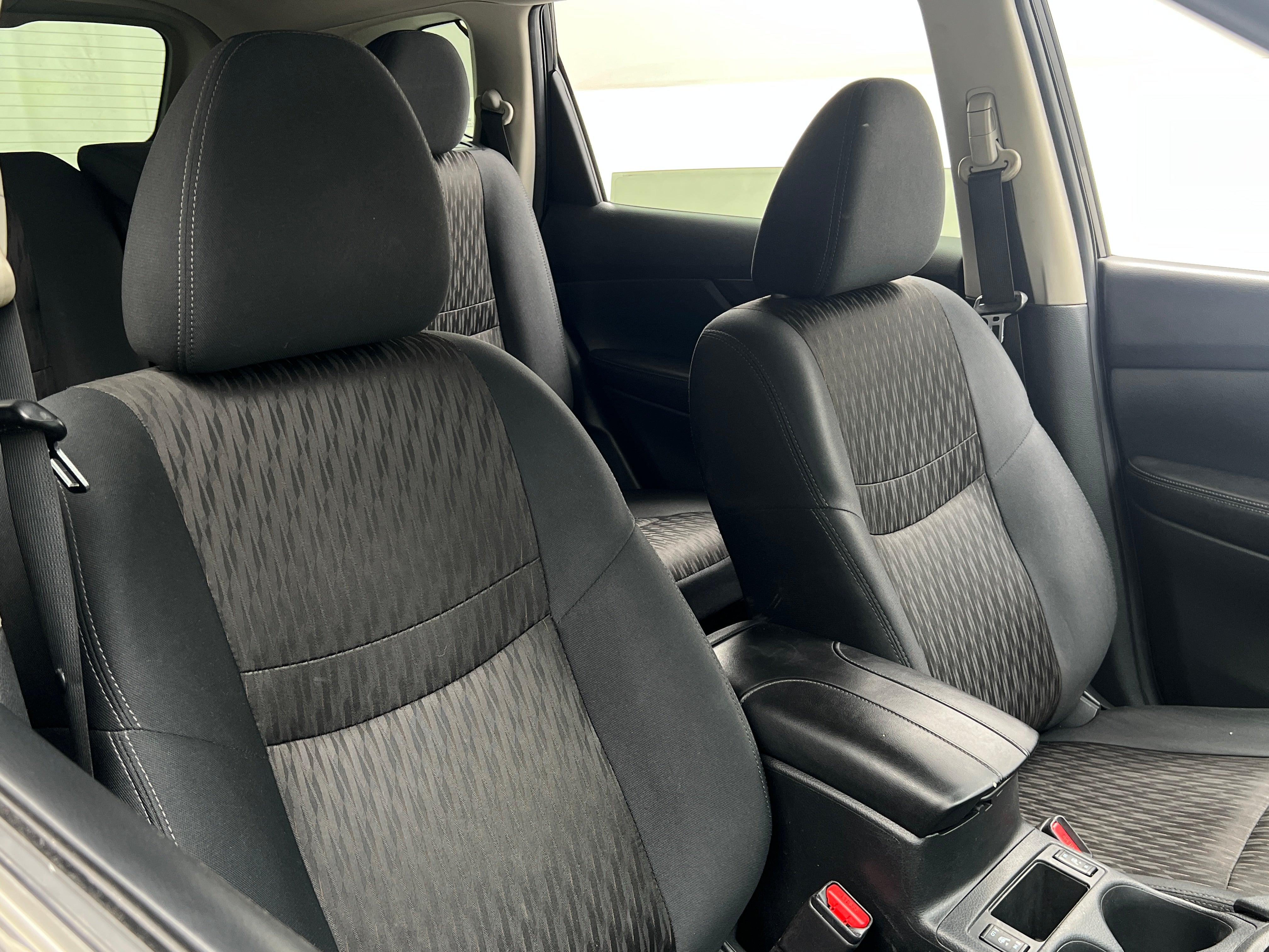 Thumbnail: 2019 Nissan Rogue - 2