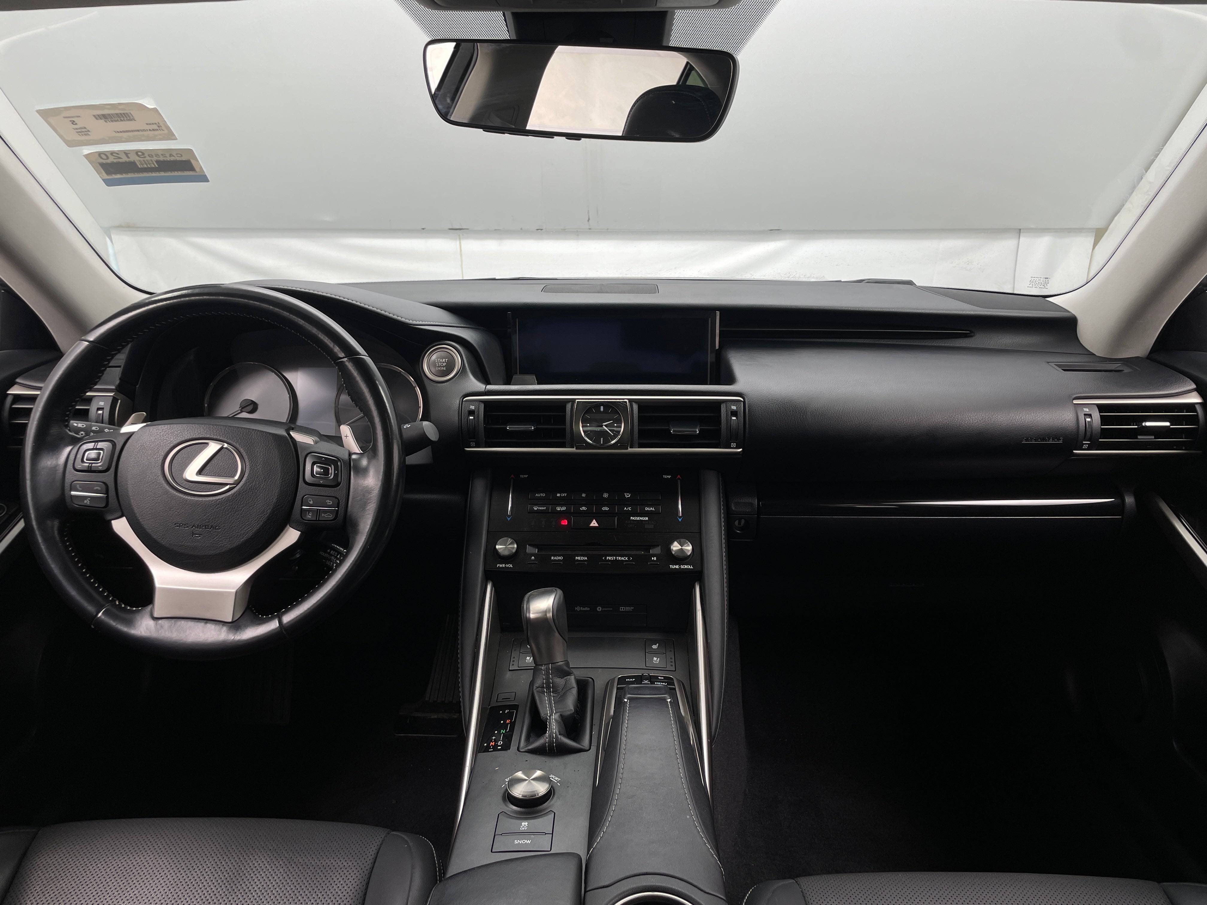 Thumbnail: 2017 Lexus IS - 2